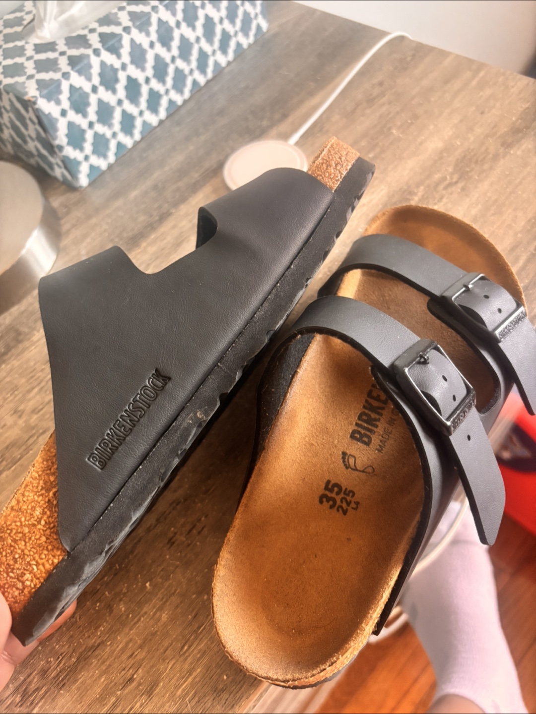 Birkenstock Arizona Black Sandals Size 35 - photo 3
