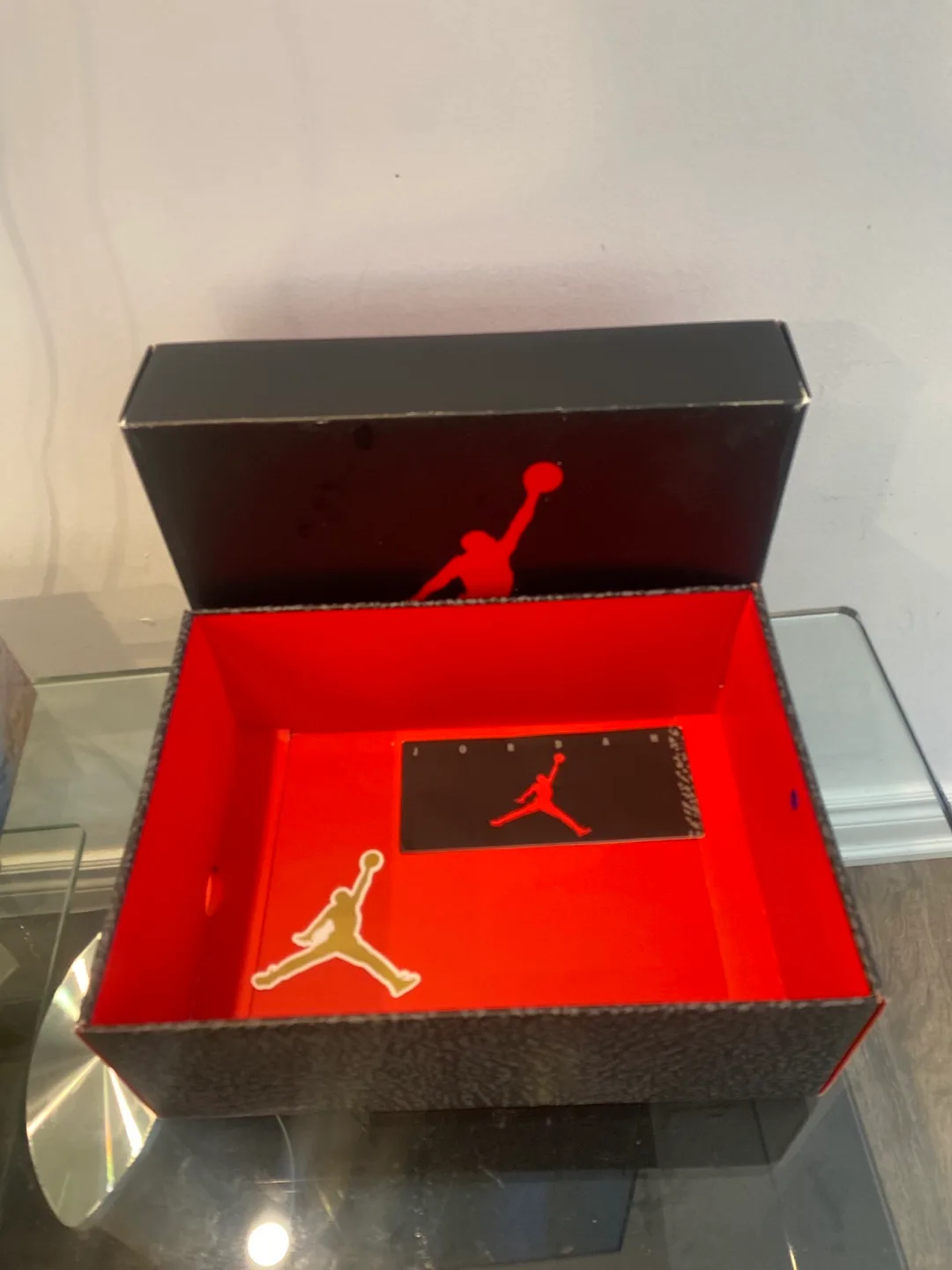 Air Jordan 3 Retro Black Cement image indicator(5)