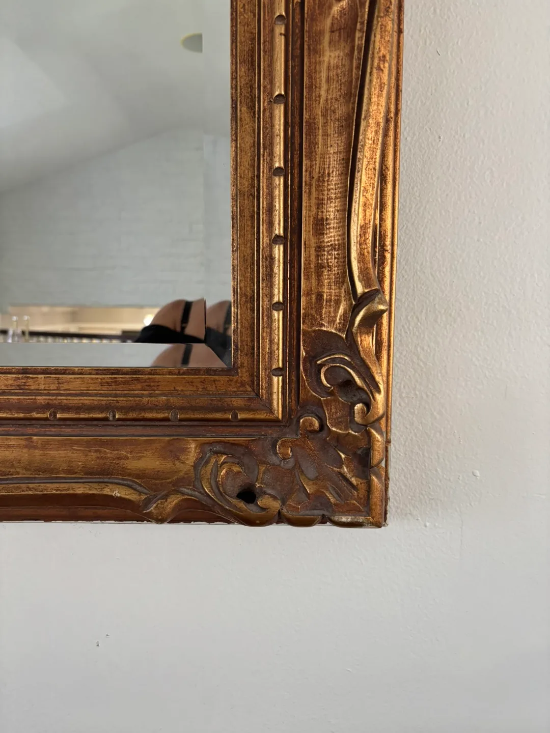 Ornate Gold Framed Mirror image indicator(2)
