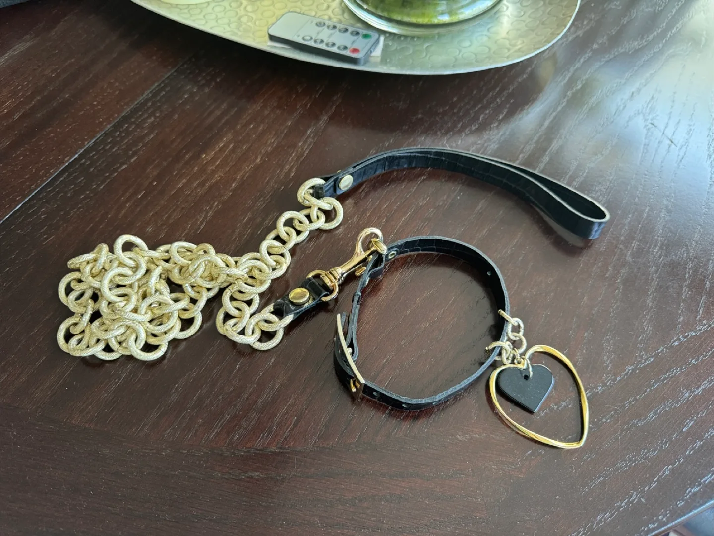 L'Izzura Dog Collar and Leash Set thumbnail