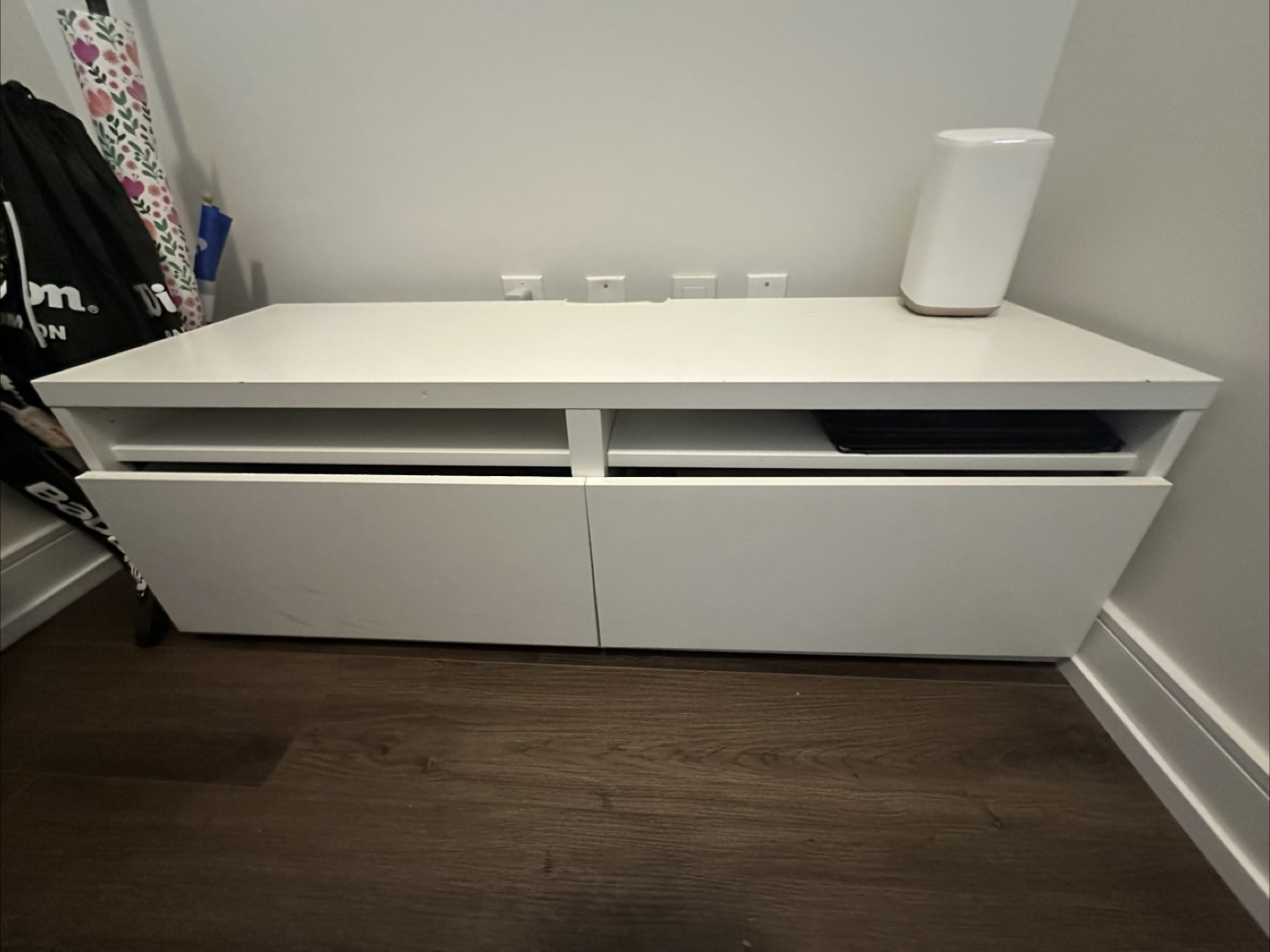 White Furniture with Drawers - photo 2