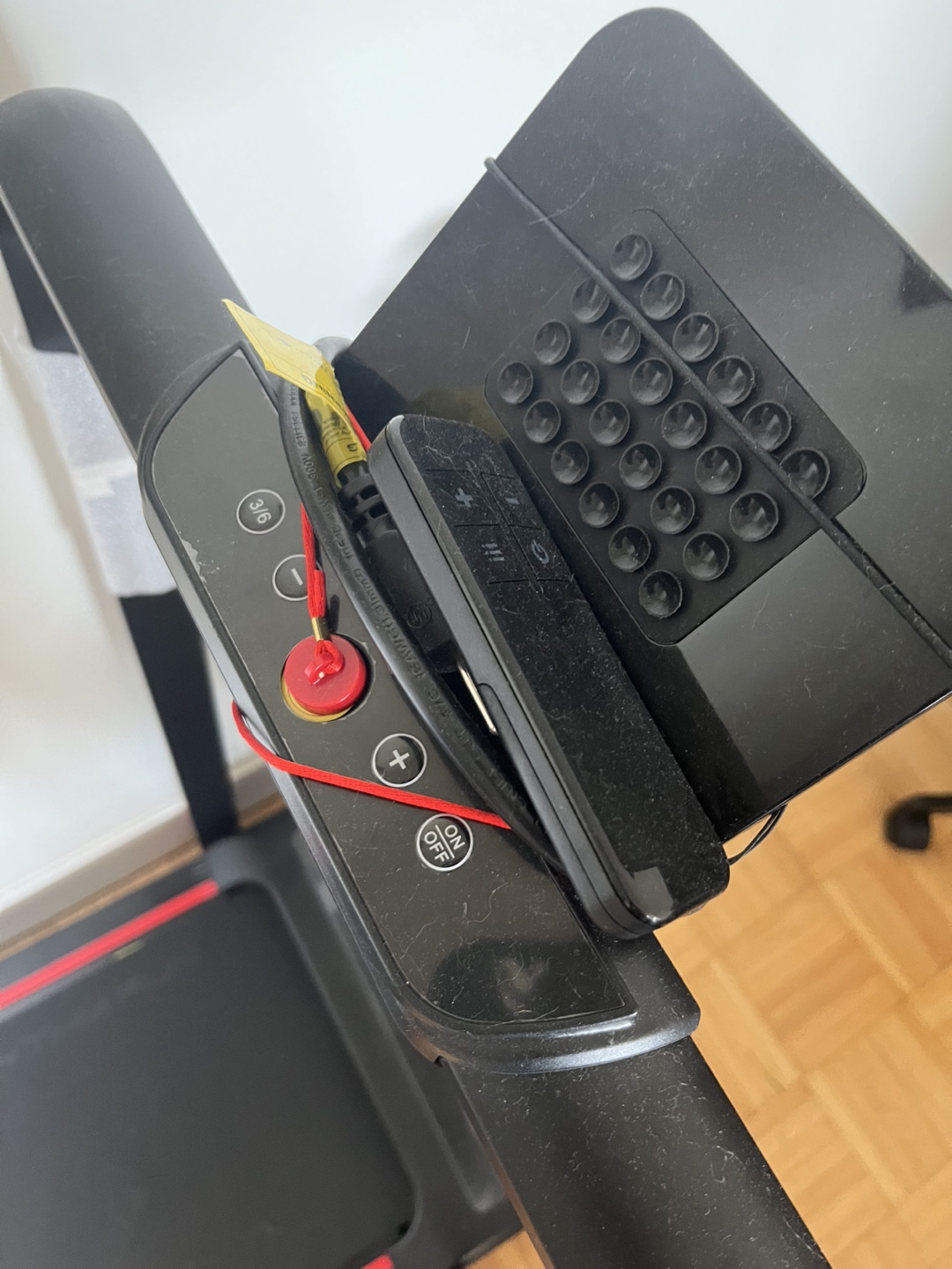 Treadmill - photo 3