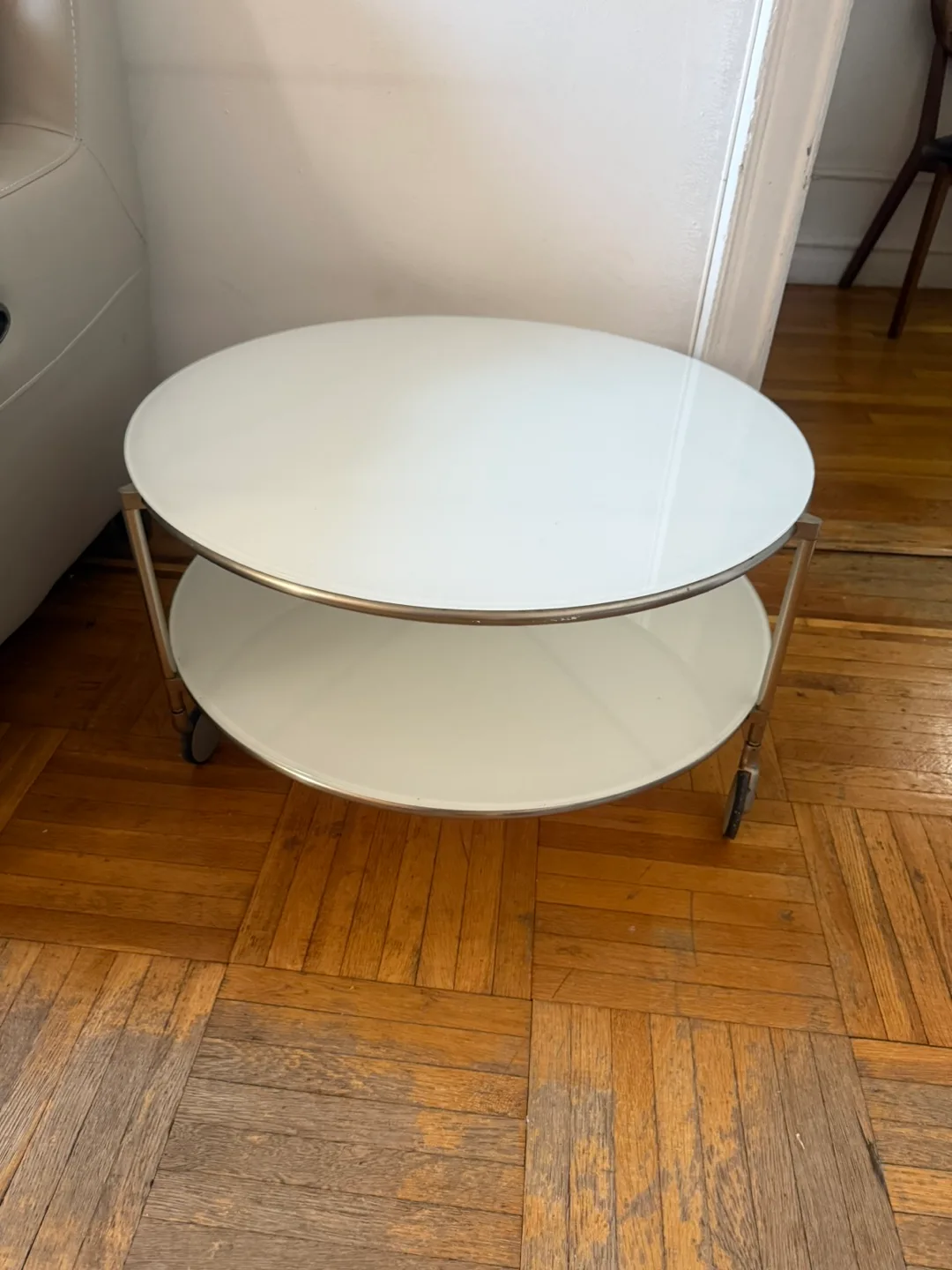 White Round Glass Top Coffee Table thumbnail