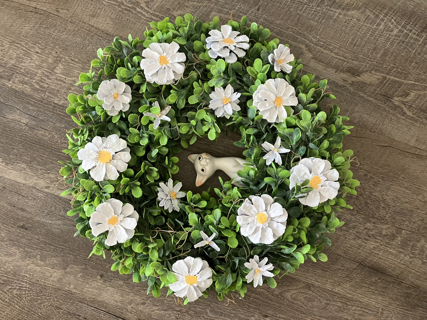 Floral Wreath with Vintage Cat Figurine - photo 3