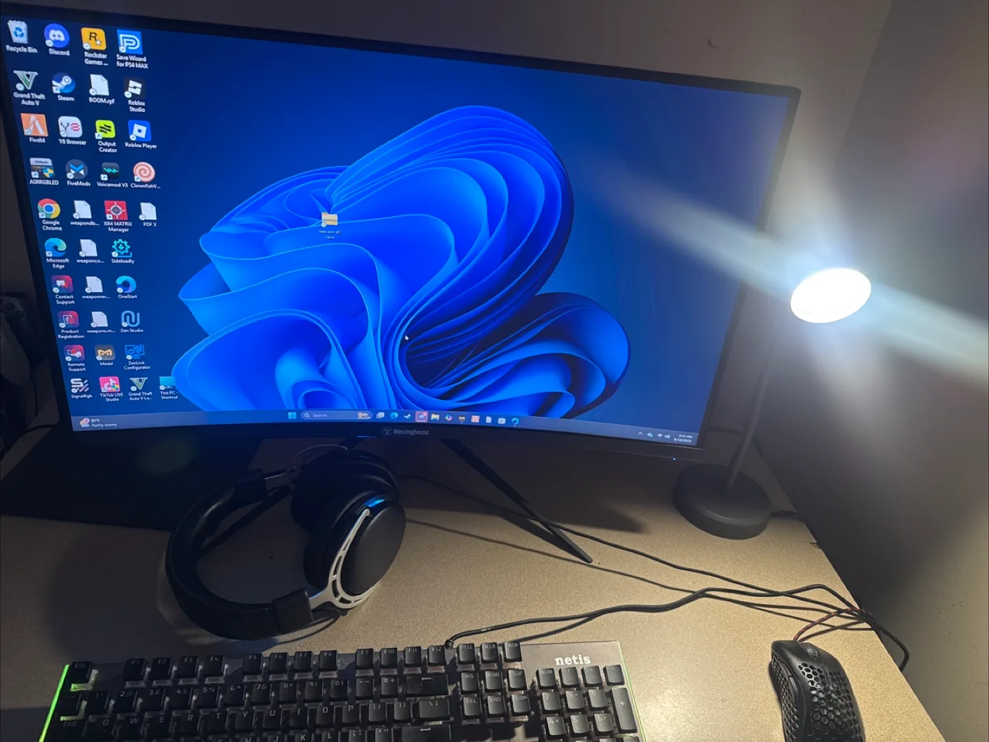 Custom PC Tower thumbnail