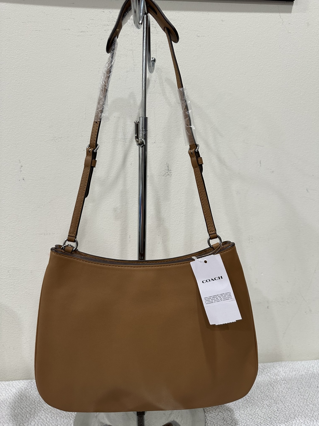 Brand New Coach  Leather Hobo Bag, Brown - photo 5