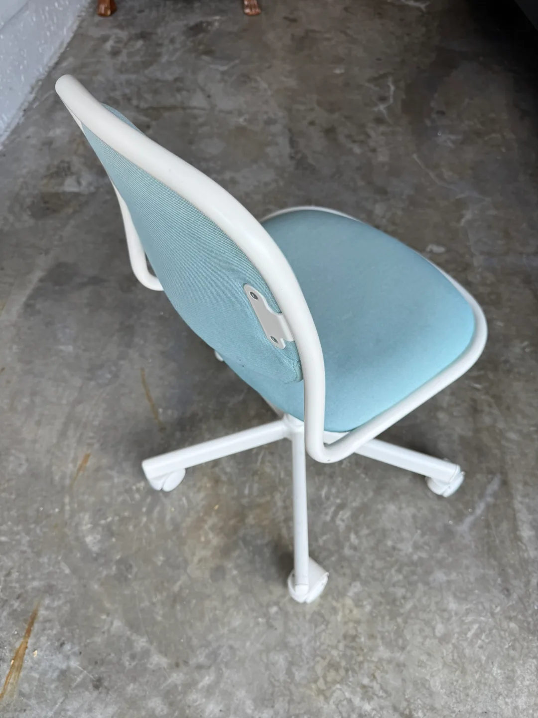 IKEA Jules Junior Desk Chair - Blue & White image indicator(3)