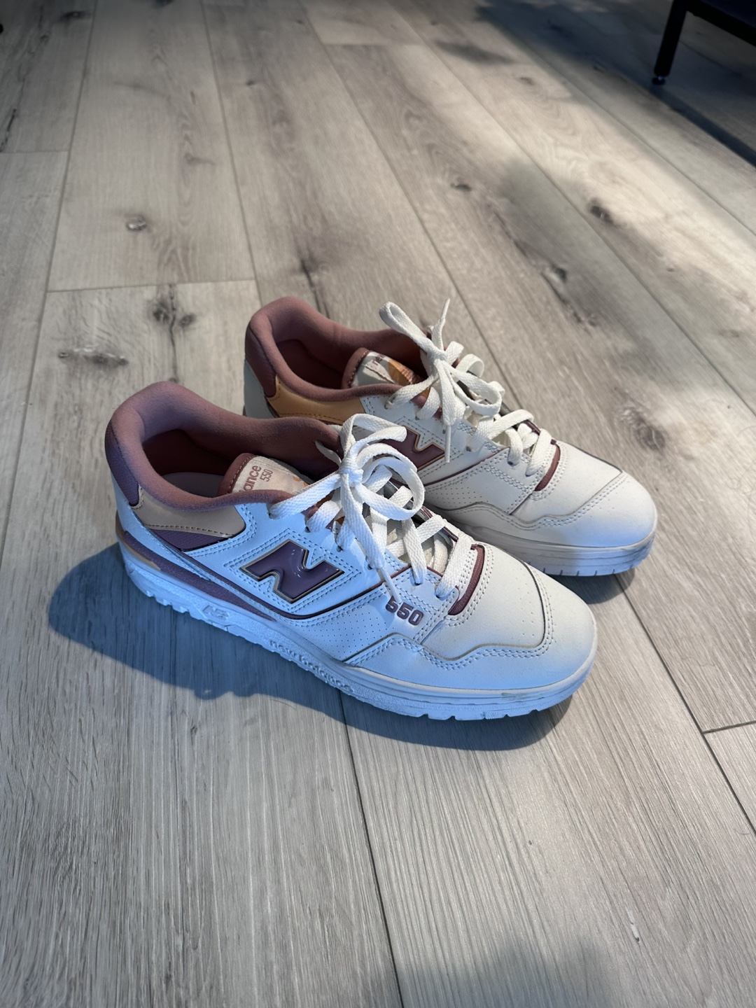 Women’s New Balance shoes 550 sneakers