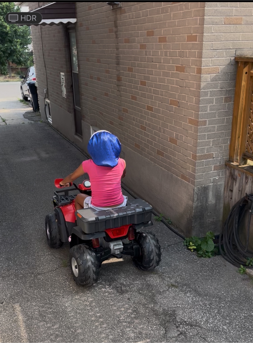 Battery operated car - photo 3