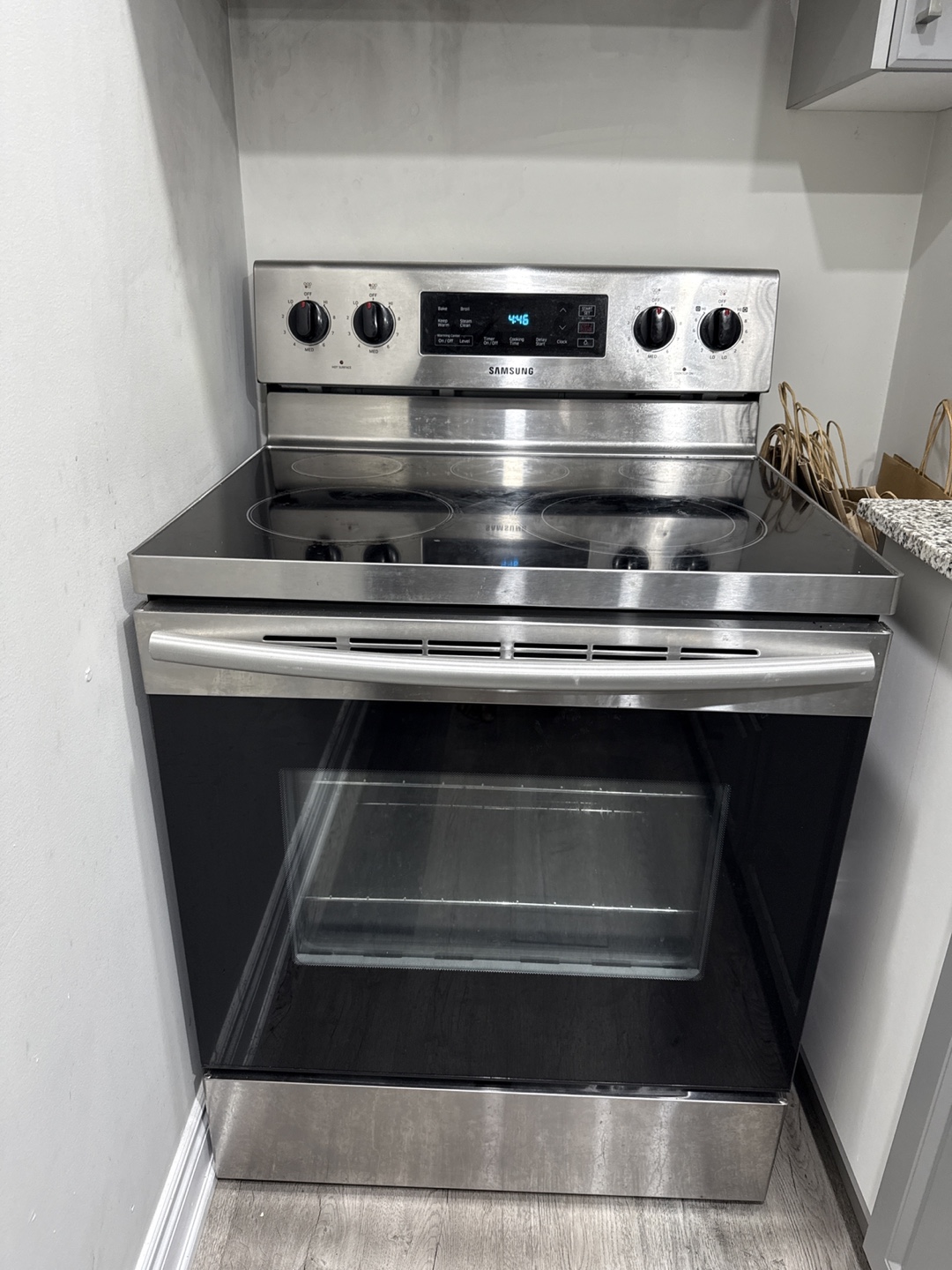 Samsung Stainless Steel Range & Hood Fan