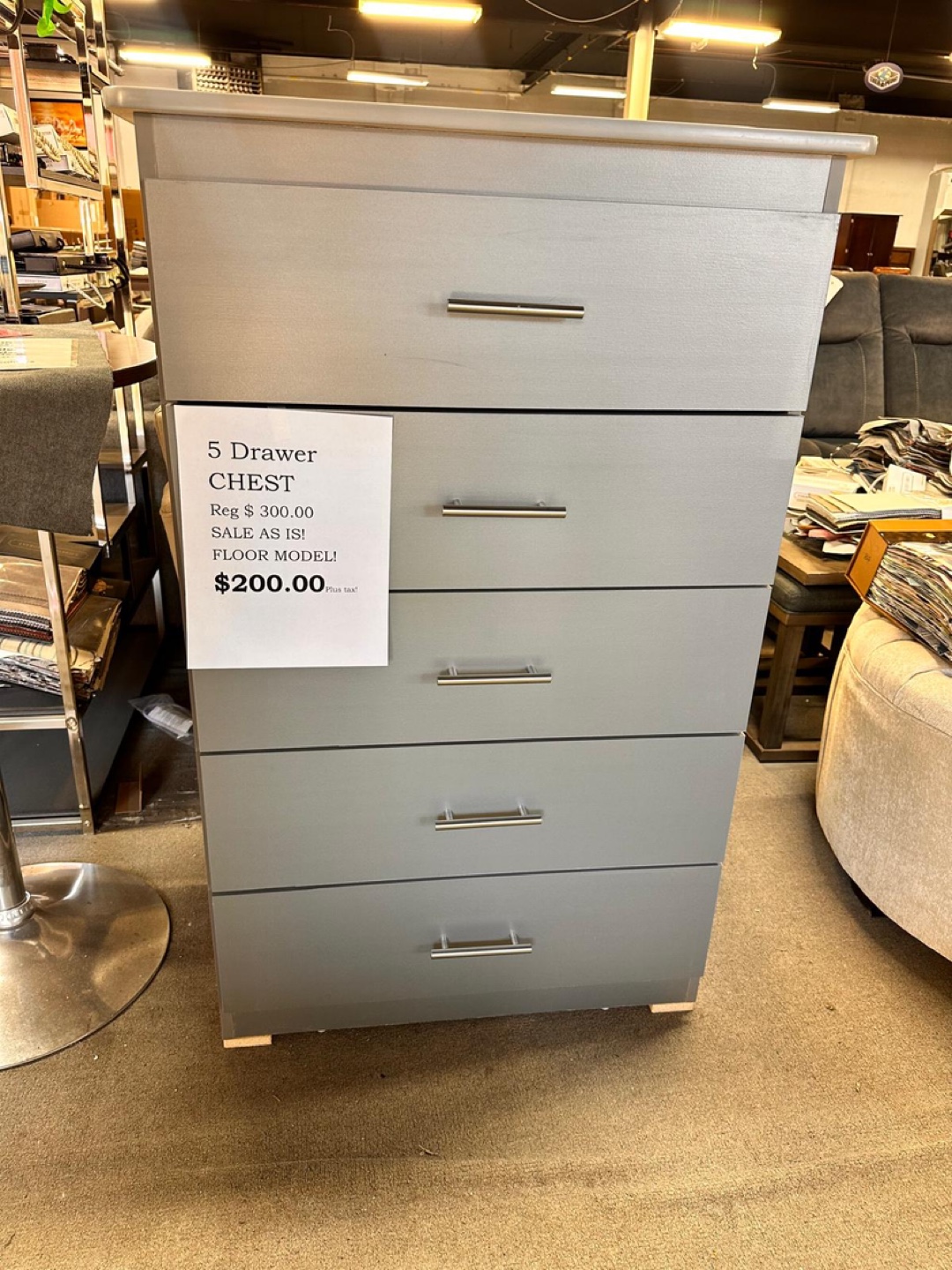 5-Drawer Chest - Floor Model