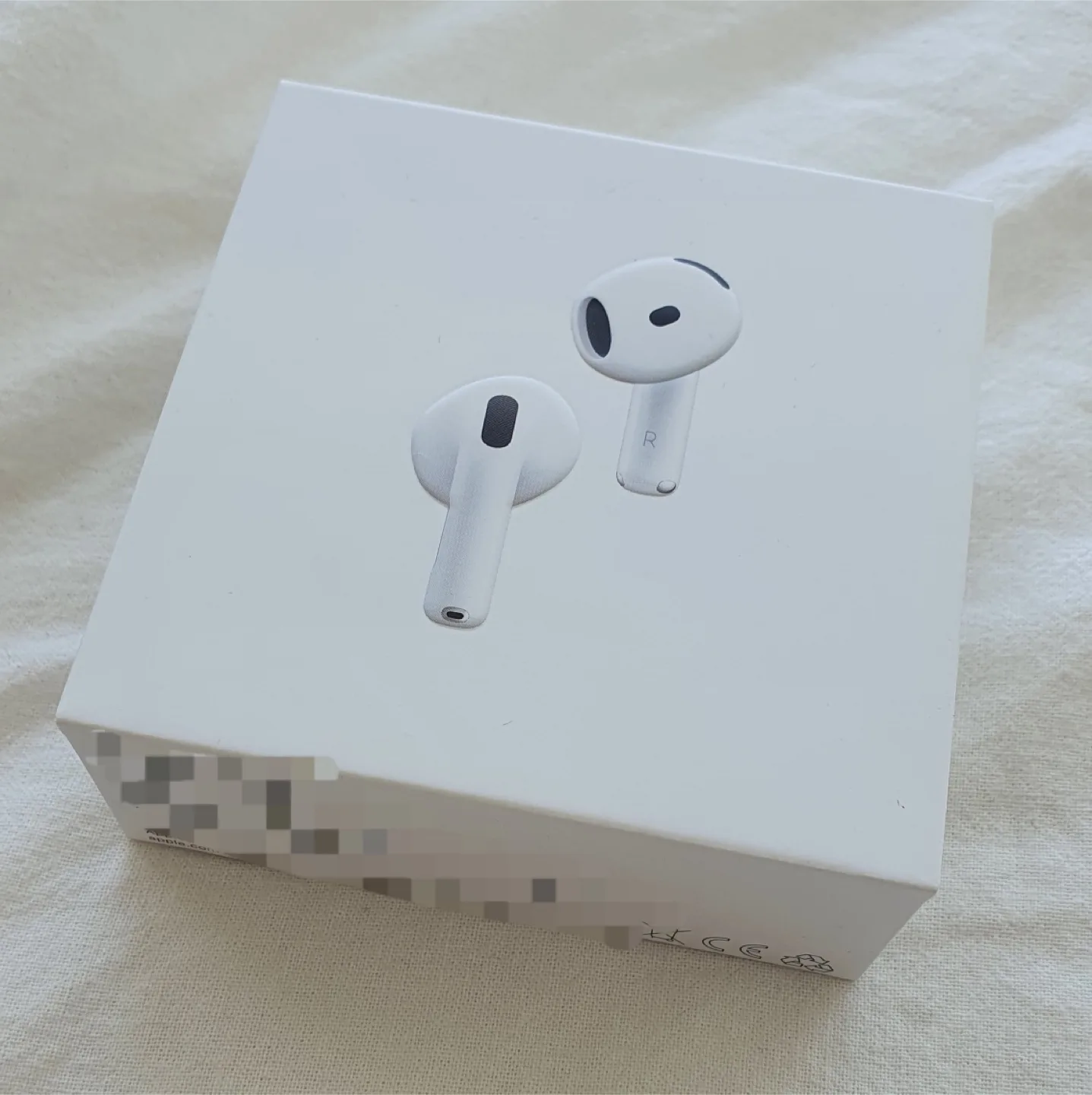 Airpods 4 with ANC (unopend) image indicator(3)