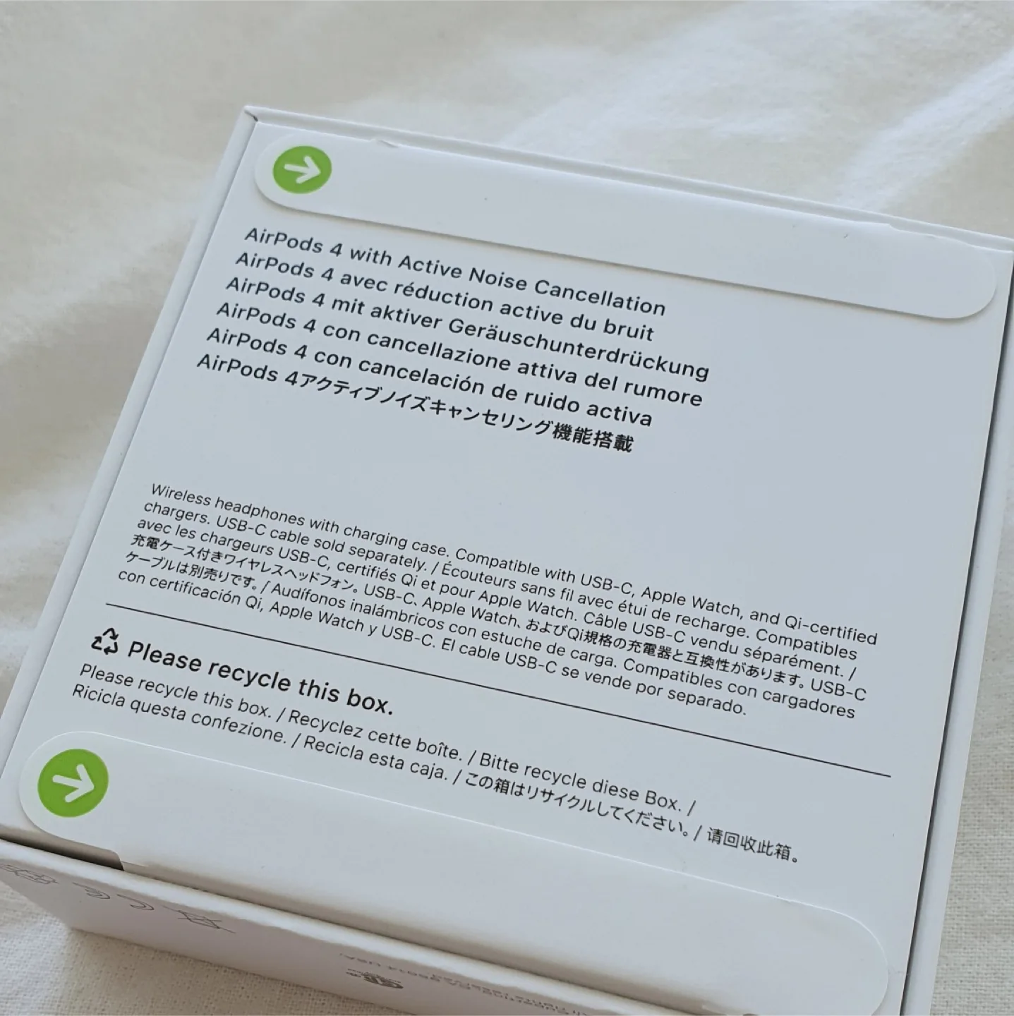 Airpods 4 with ANC (unopend) image indicator(2)