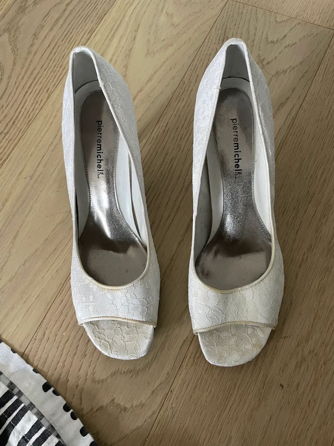 Pierre Michel Lace Heels - Size 7- 8 thumbnail