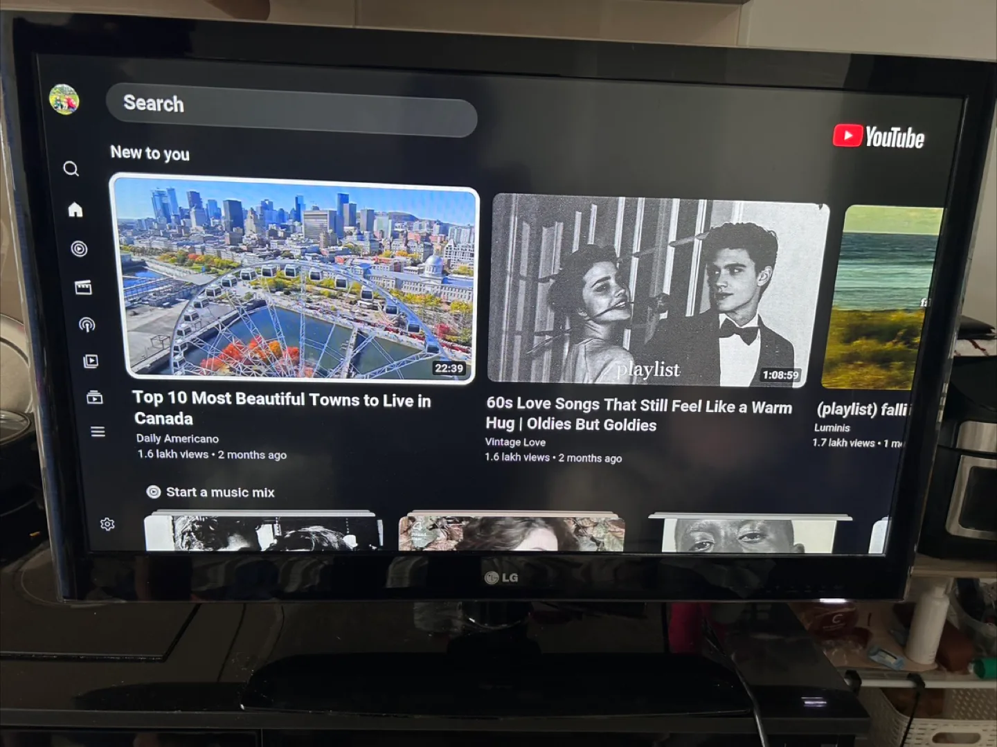 LG TV-LG 37LV555H-UA LCD HDTV thumbnail