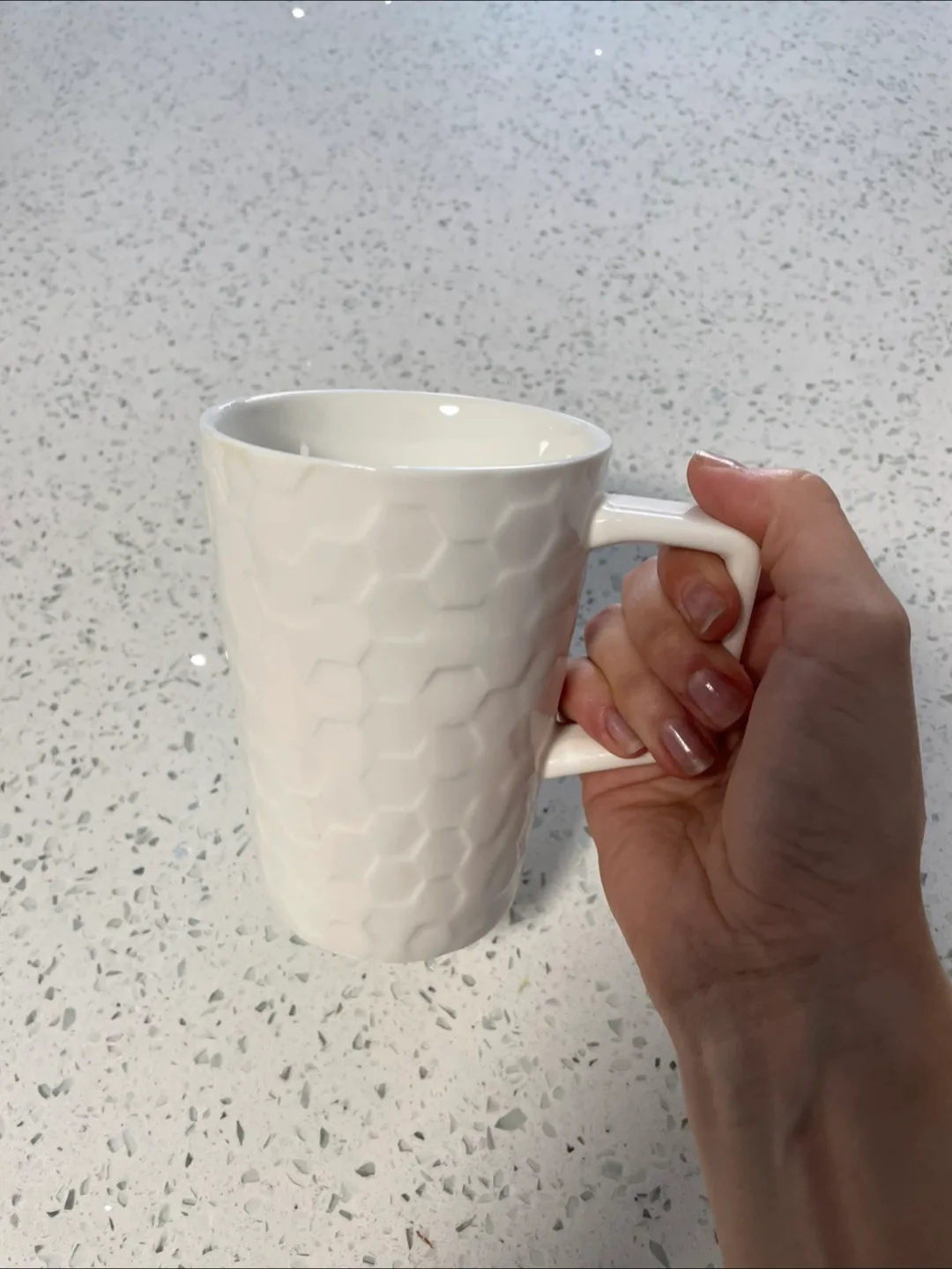 Two Ceramic Mugs image indicator(3)