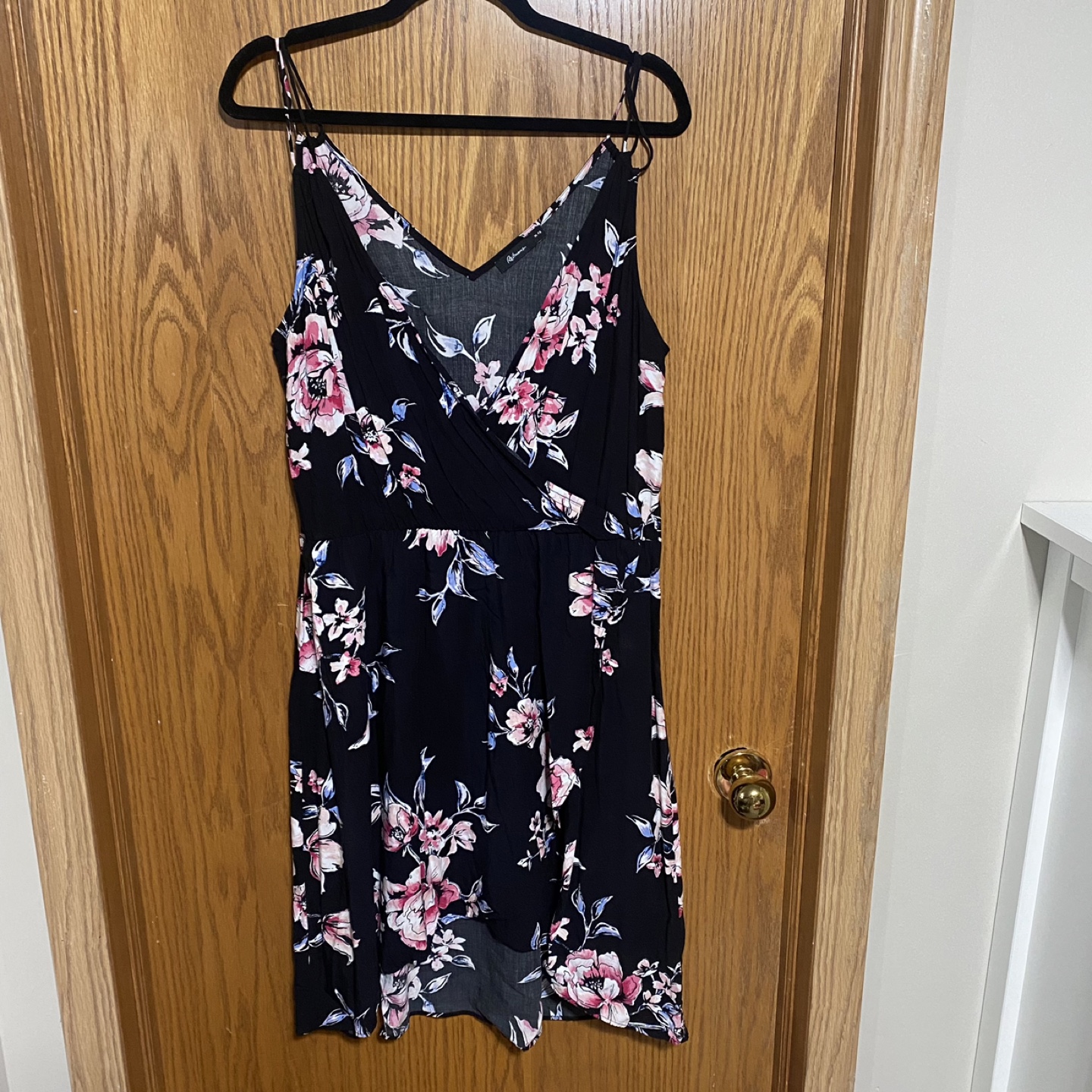 Floral double strap faux wrap bottom v-neck type dress - photo 2