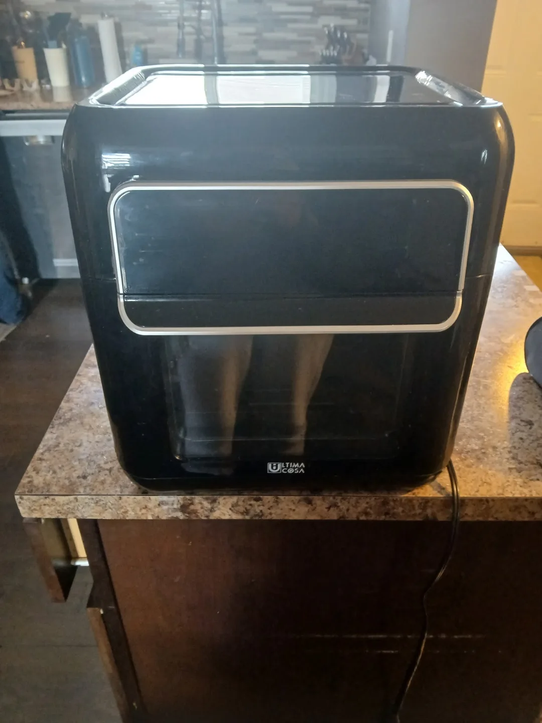 Ultima Cosa Air Fryer Oven thumbnail