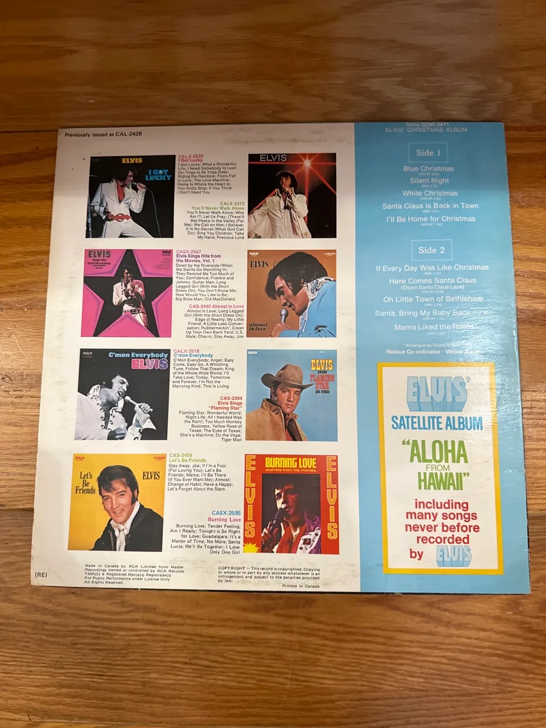 Elvis' Christmas Album Vinyl Record image indicator(2)