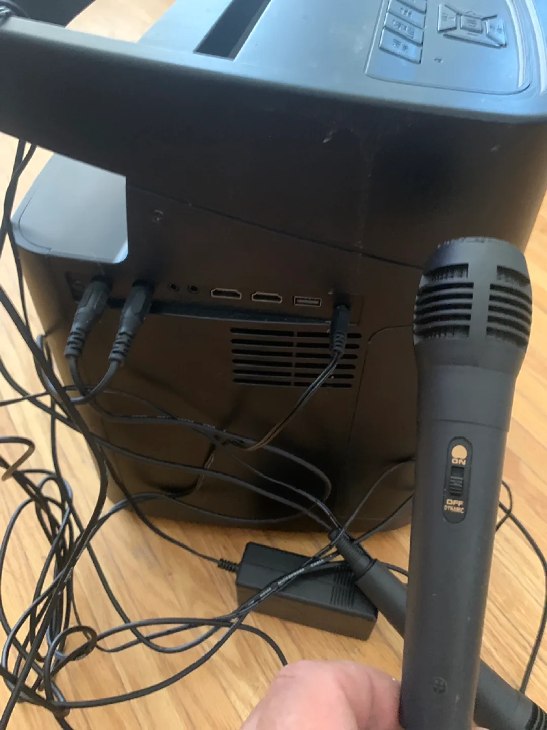 RCA Karaoke Machine and projector with 2 Microphones image indicator(3)