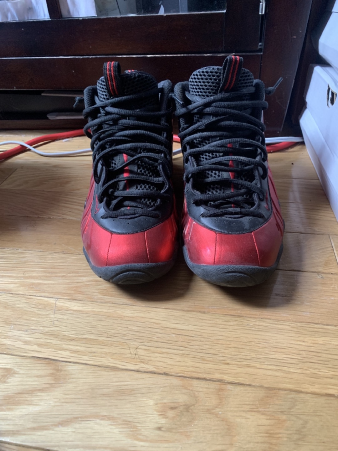 Nike Air Foamposite One Red/Black Size 6.5Y - photo 2