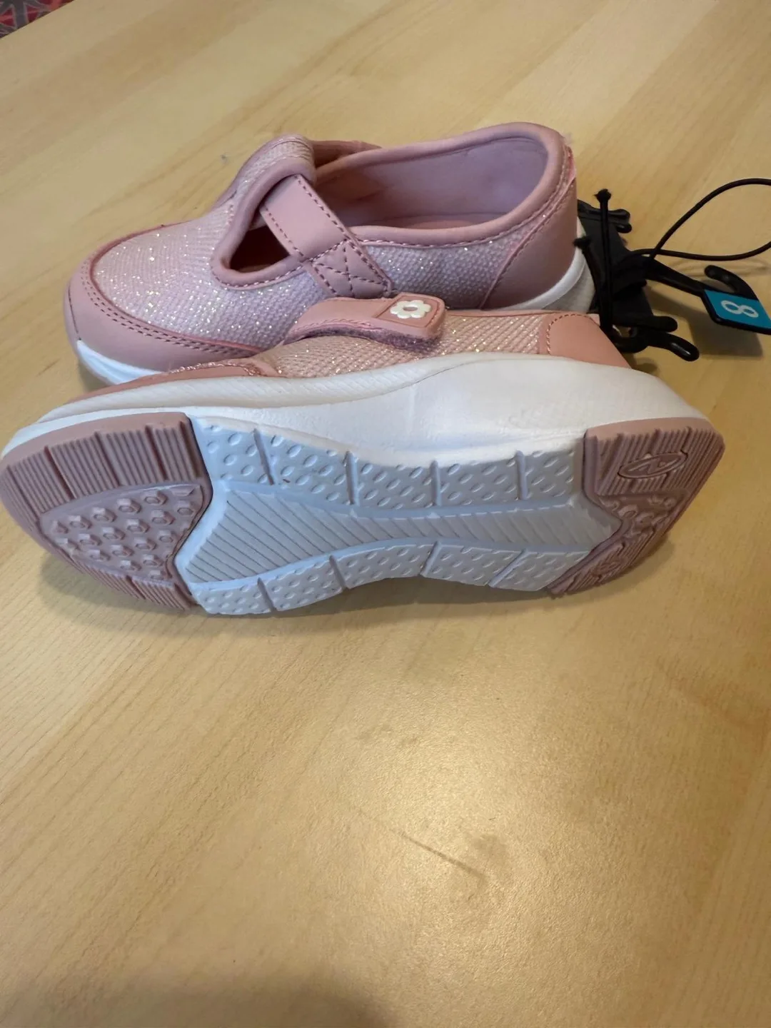 Girl's Athletic Works Pink Shoes - Size 8 image indicator(2)