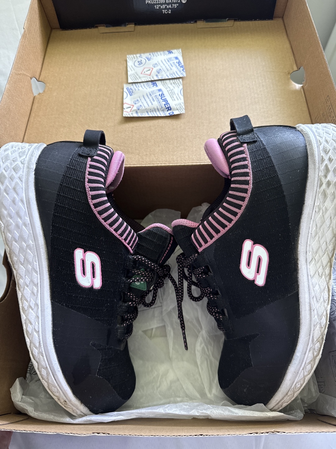 Skechers Work Women's Shoes - Size 7 - photo 2
