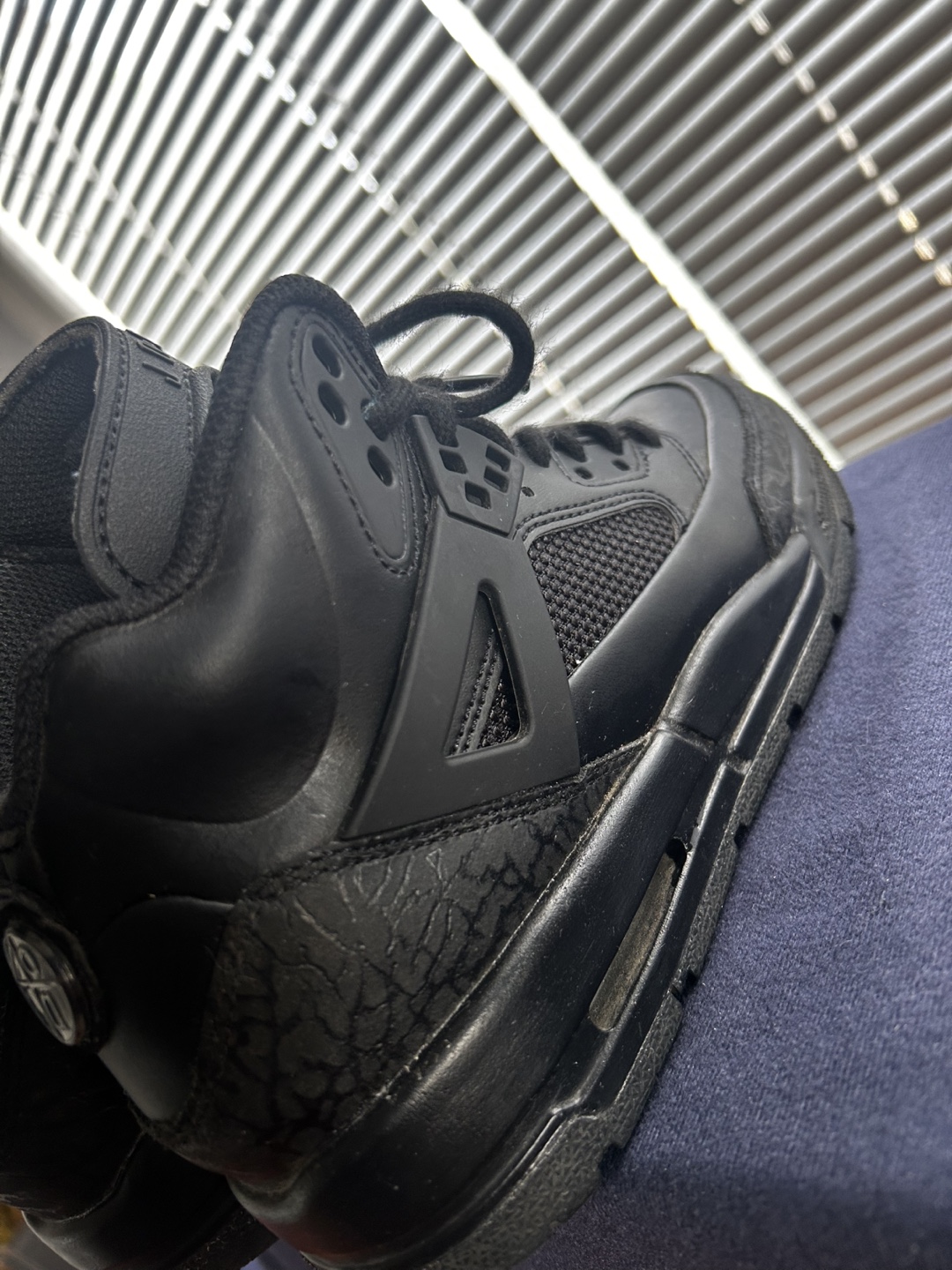 Jordan Spizike Black (SIZE YOUTH 4) - photo 5