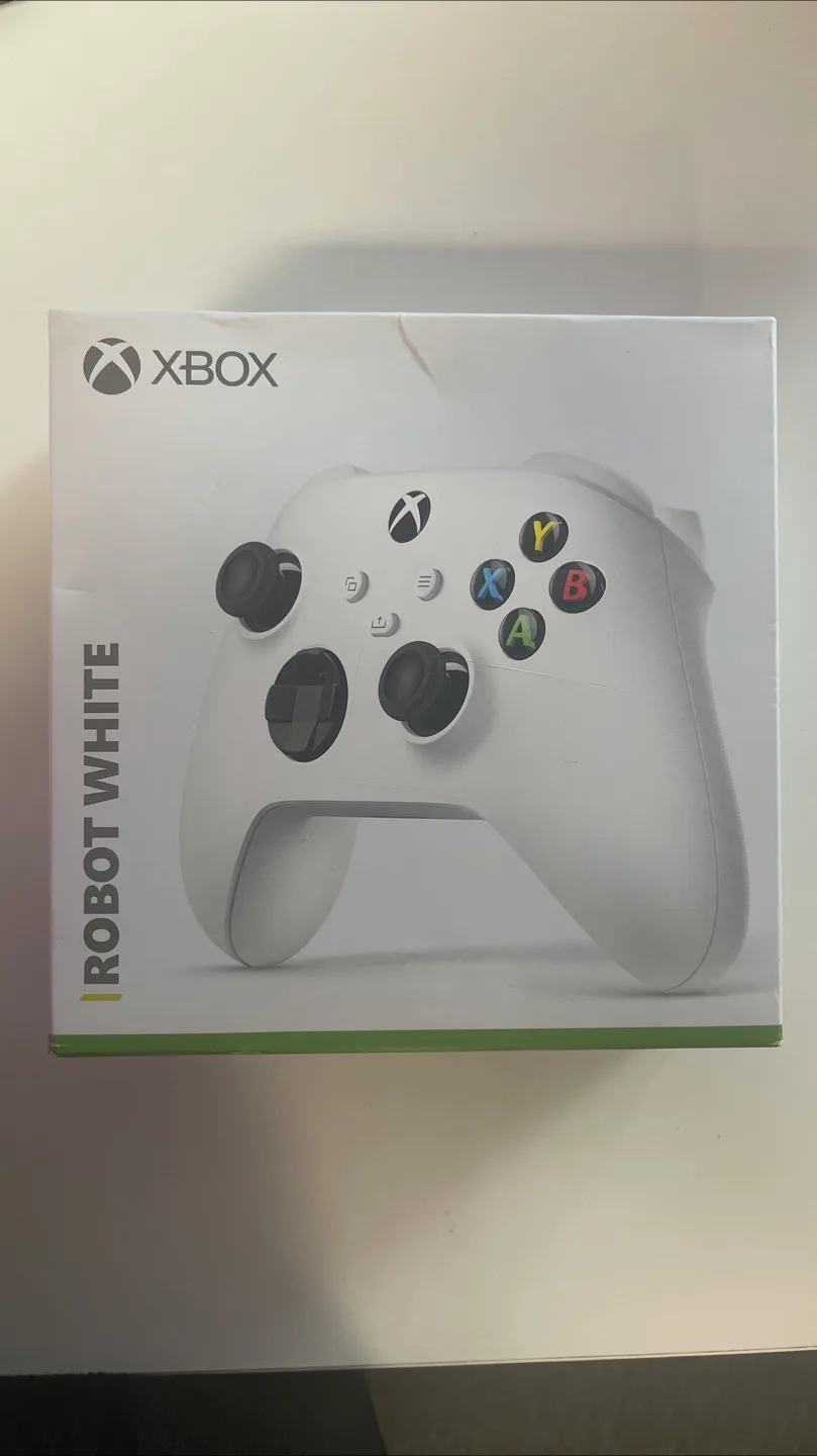 New Xbox Robot White Wireless Controller 🧡 thumbnail