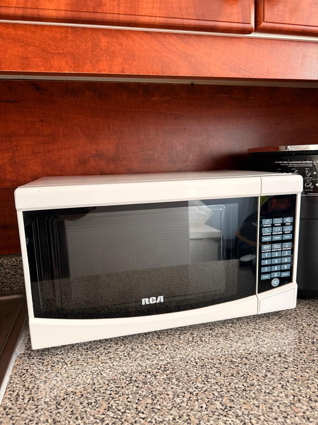 RCA Microwave - White