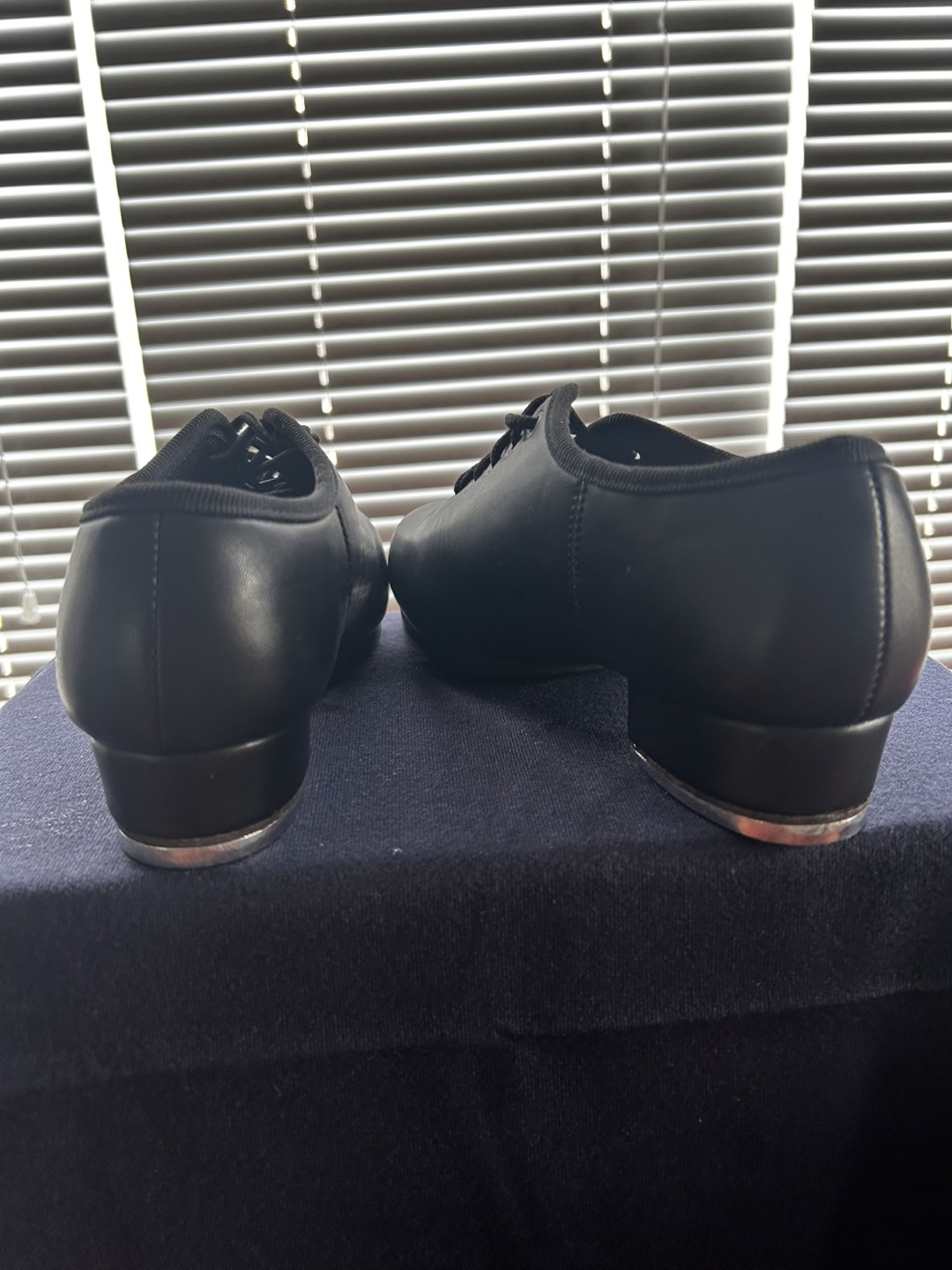 Black Tap Shoes - Size 36 YOUTH 4 Unisex - photo 3