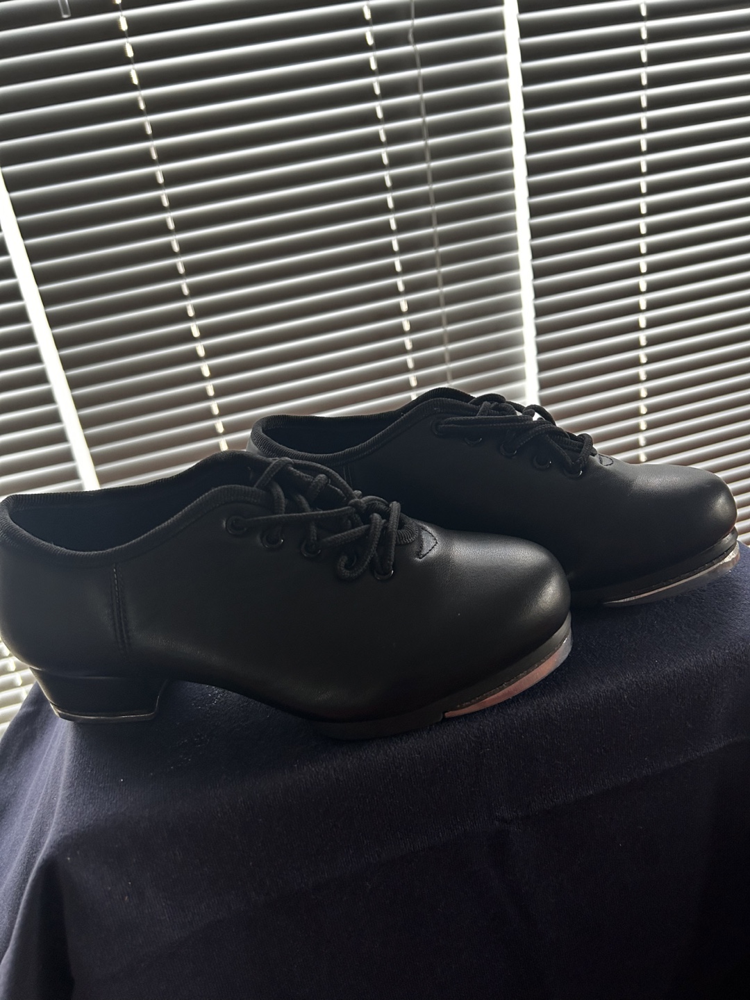 Black Tap Shoes - Size 36 YOUTH 4 Unisex - photo 2