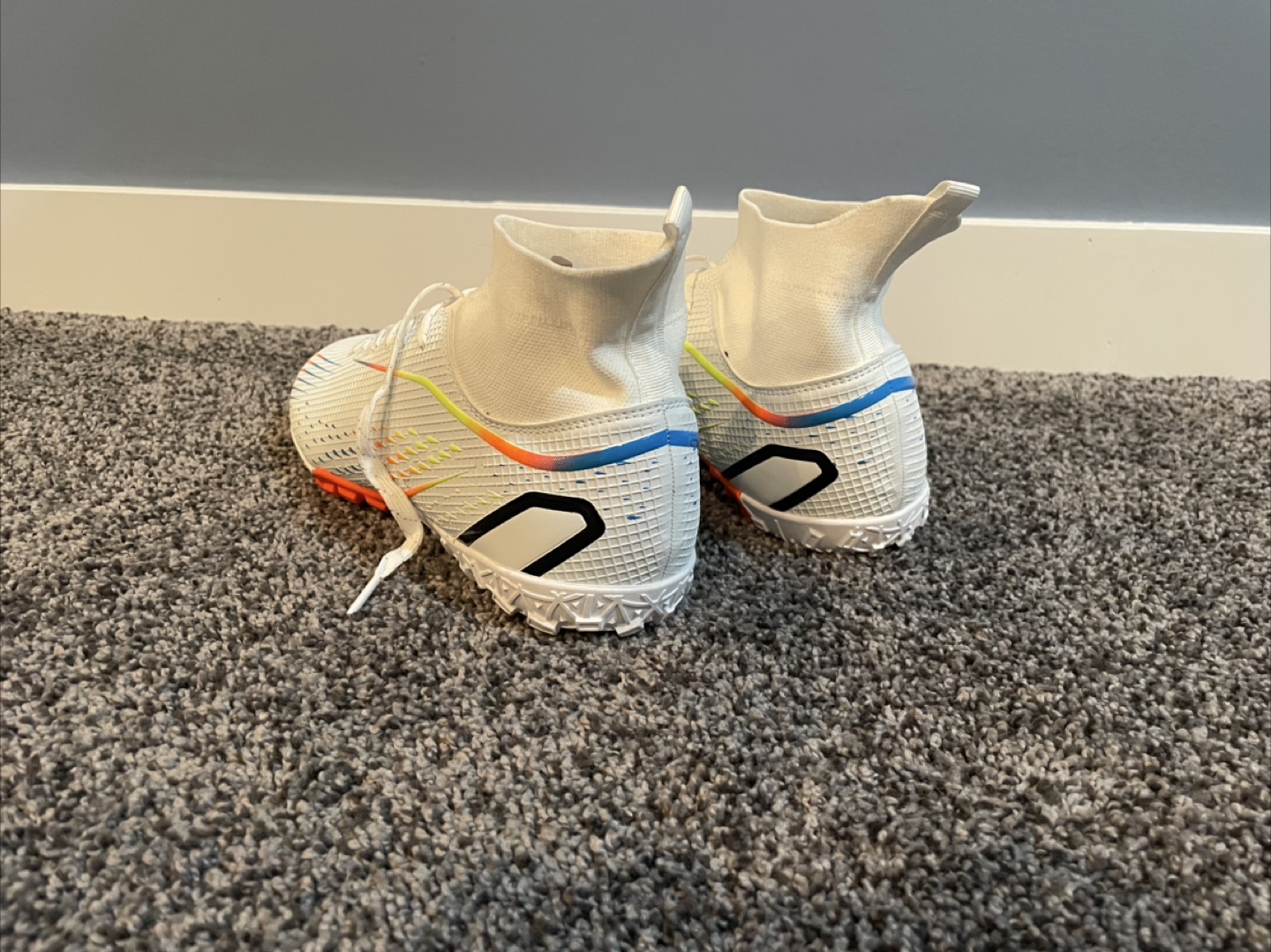 Men’s Football/Soccer Cleats – Size 10 – New - photo 4