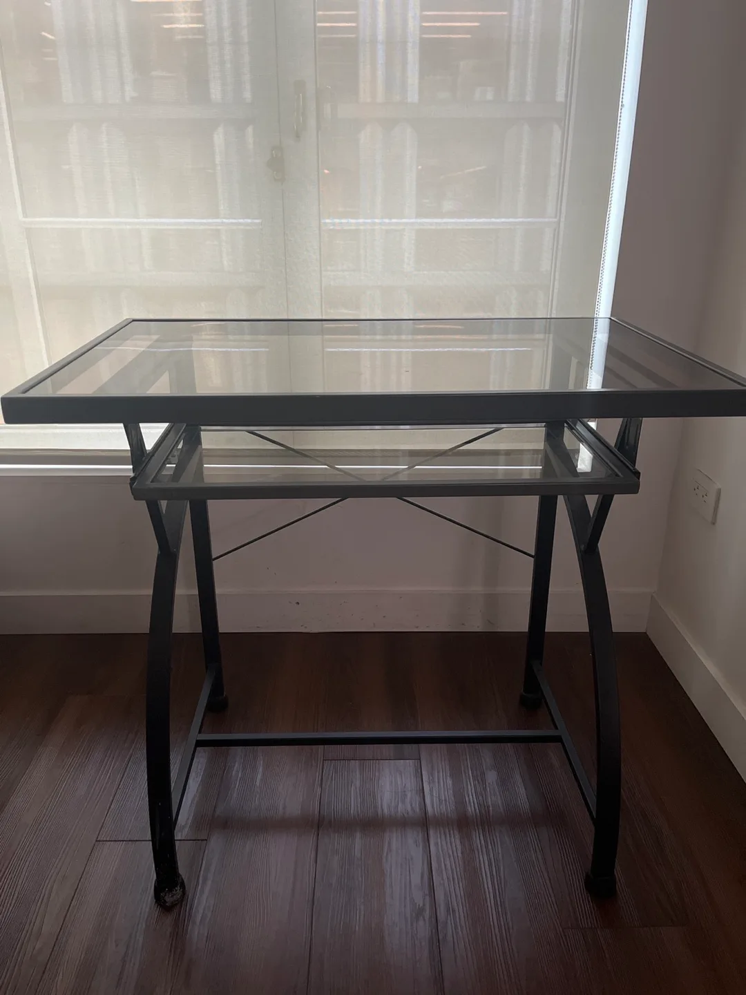 🧡 BINGO Glass Top Desk thumbnail