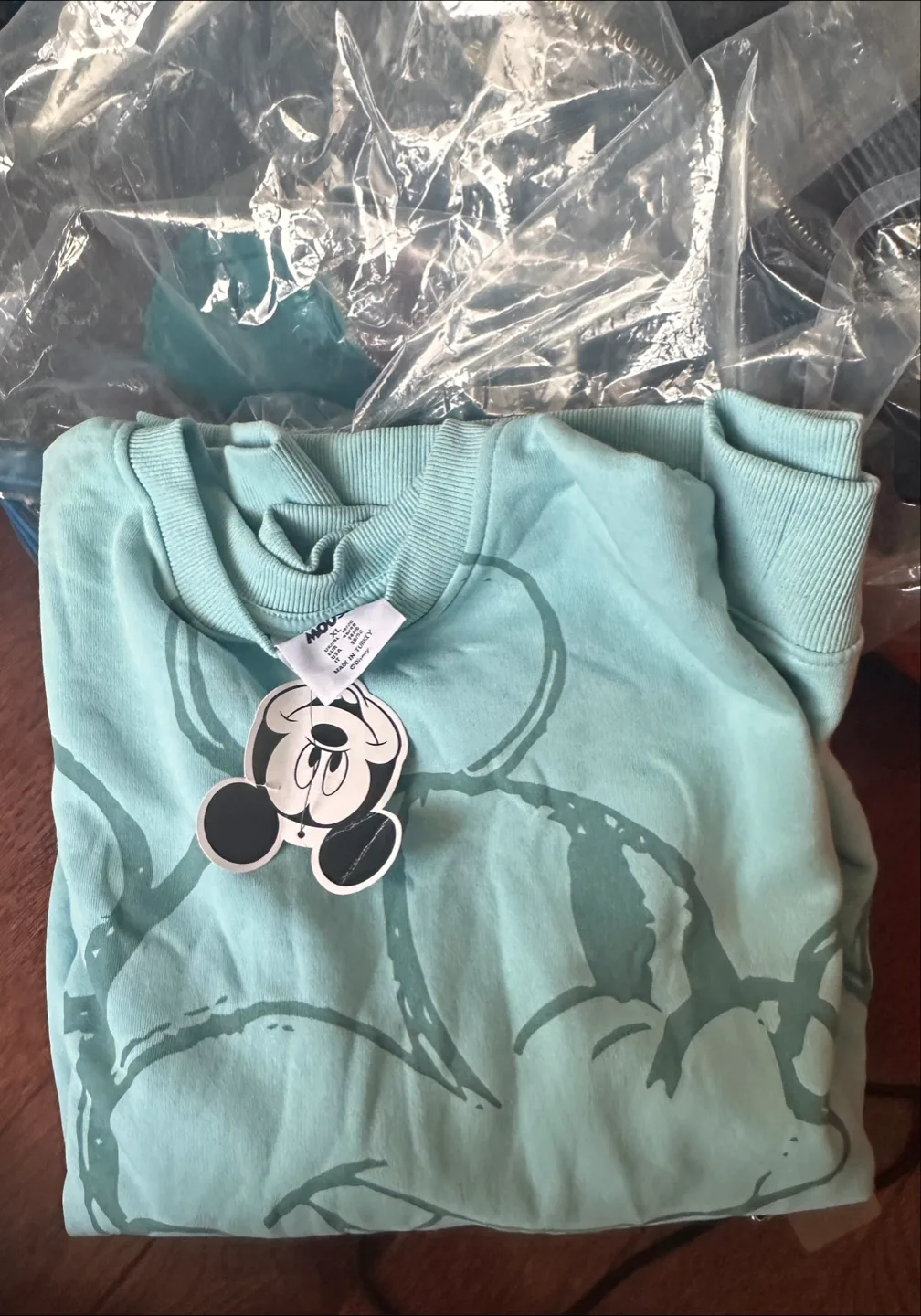 Disney Mickey Mouse XL Sweatshirt - New image indicator(3)