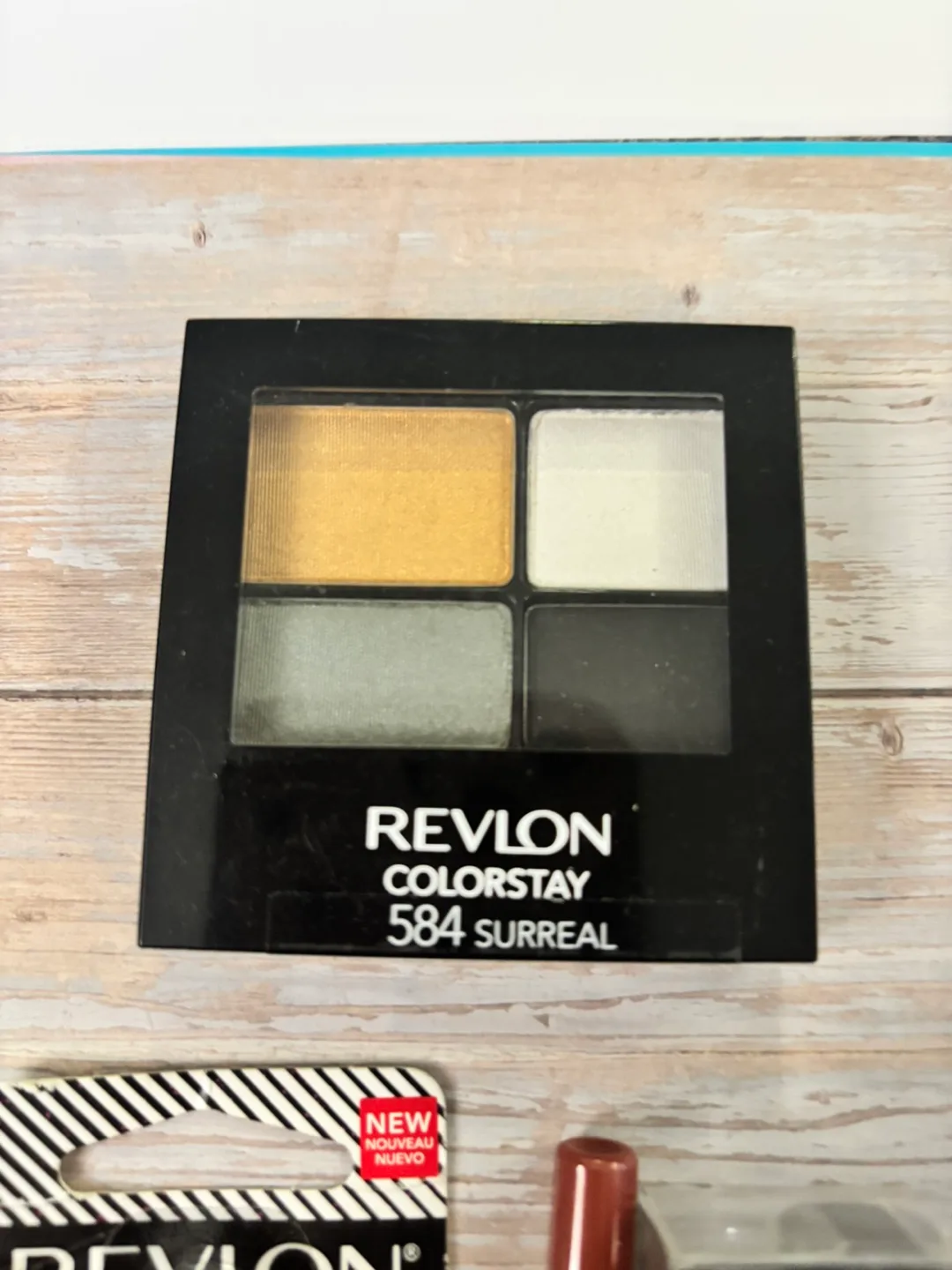 New Revlon & Covergirl Makeup Bundle#6 image indicator(3)