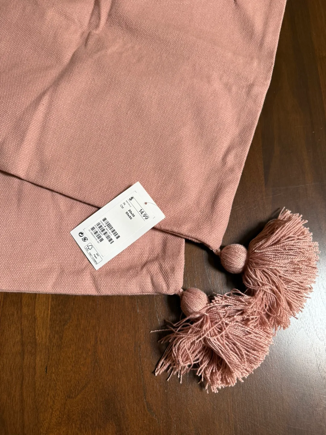 2 sets of H&M Home Pillow Covers image indicator(2)