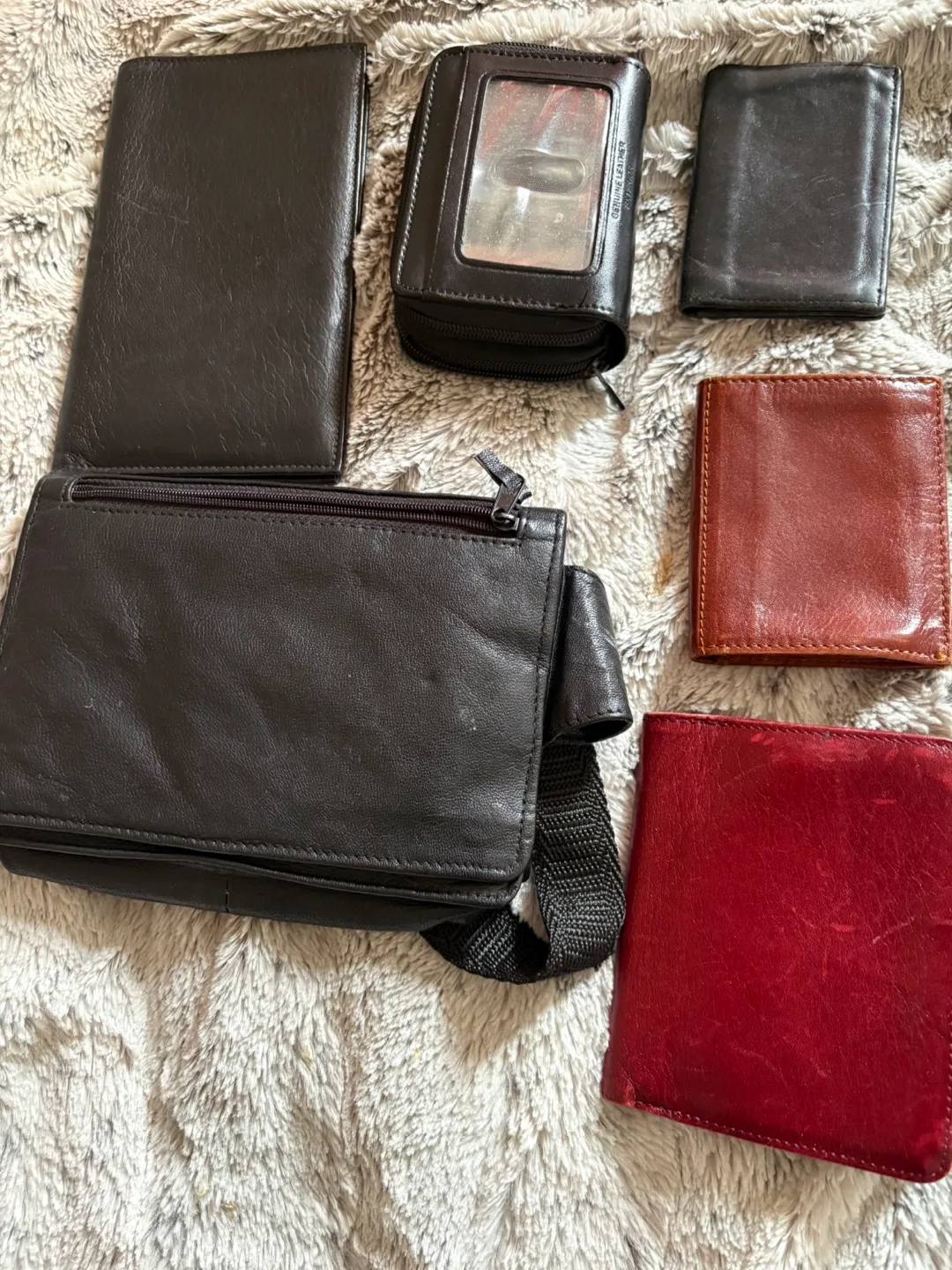 Assorted Leather Wallets thumbnail