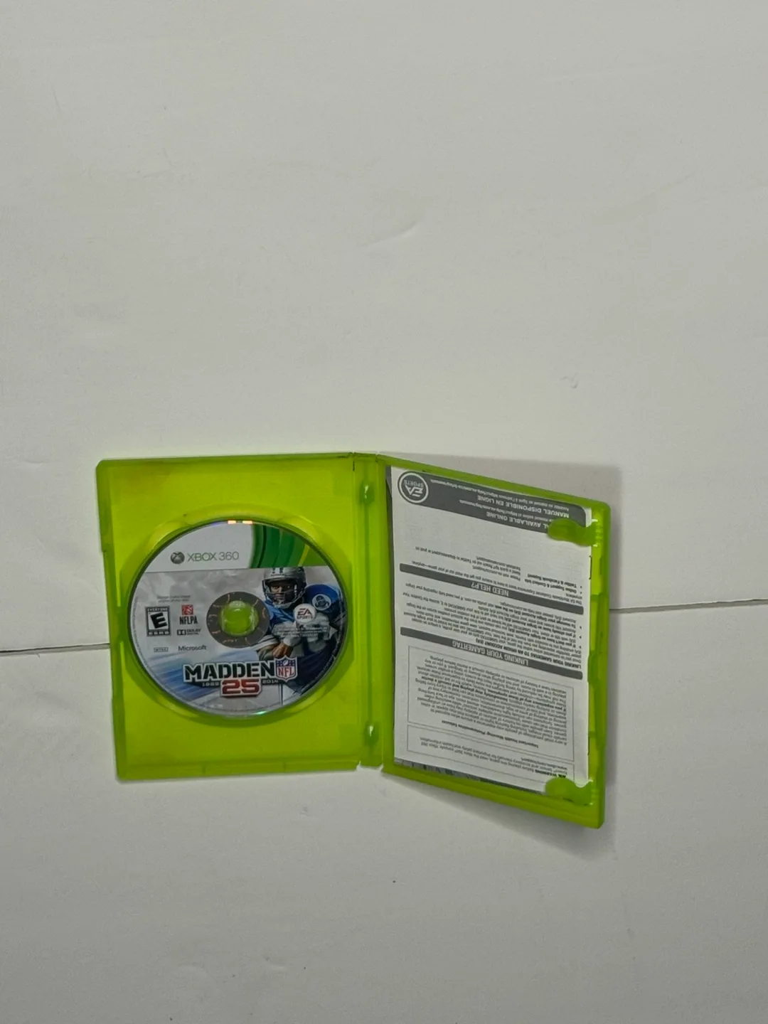 Madden NFL 25 for Xbox 360 image indicator(3)