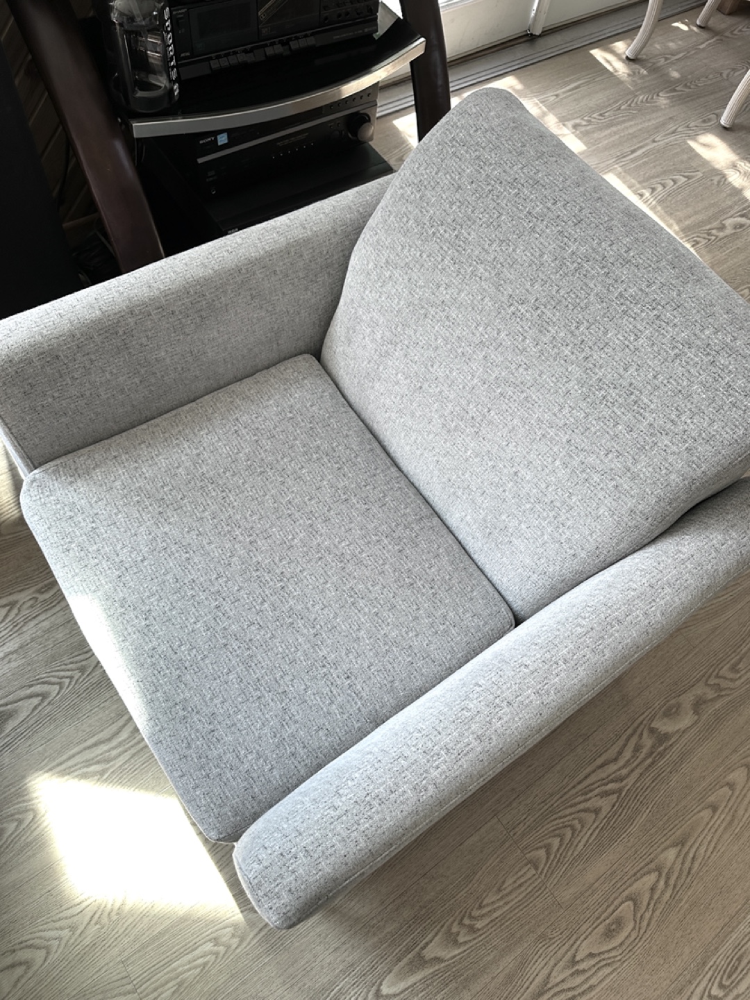 Modern Simplistic Grey Lounge Chair (CAN DELIVER) - photo 3