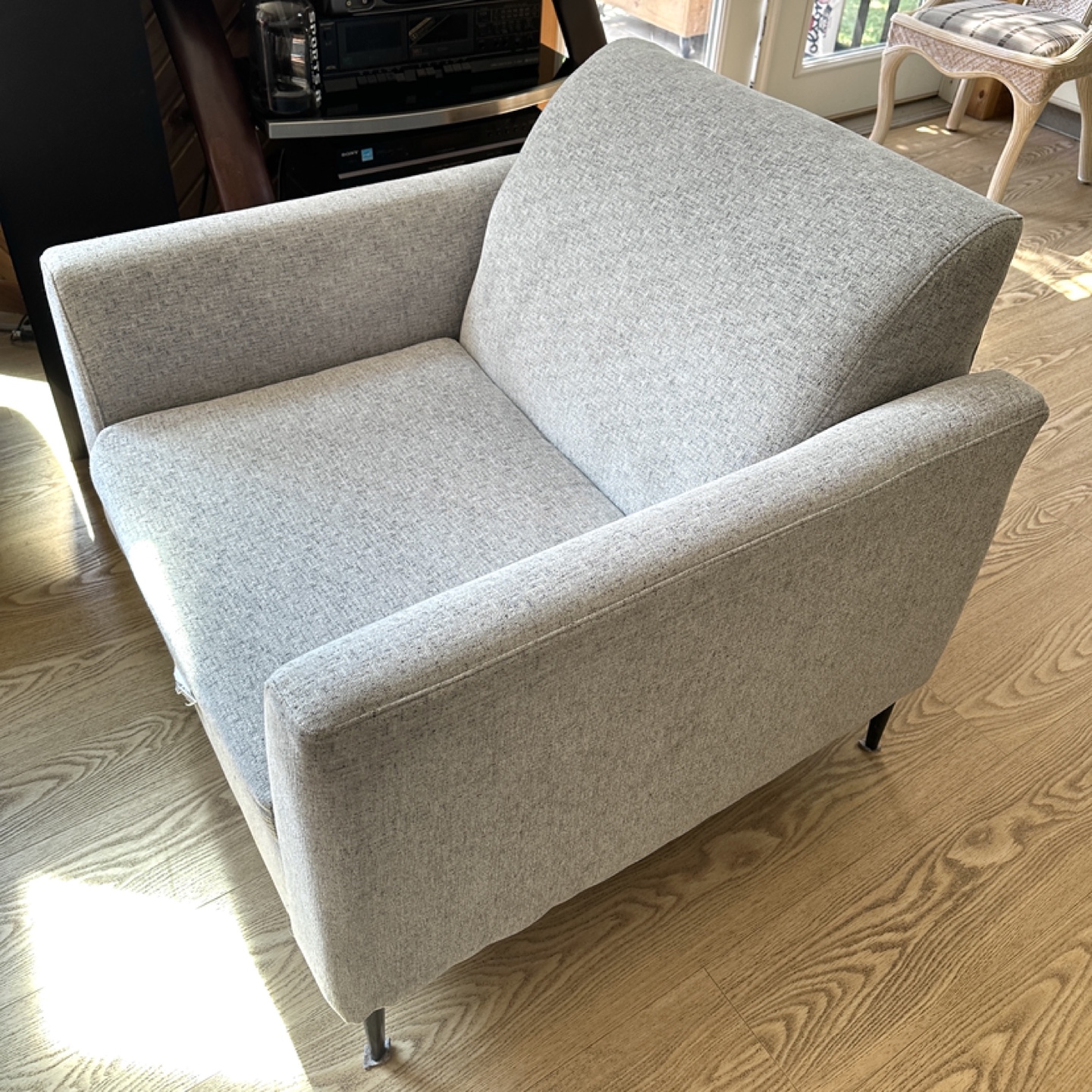 Modern Simplistic Grey Lounge Chair (CAN DELIVER) - photo 2
