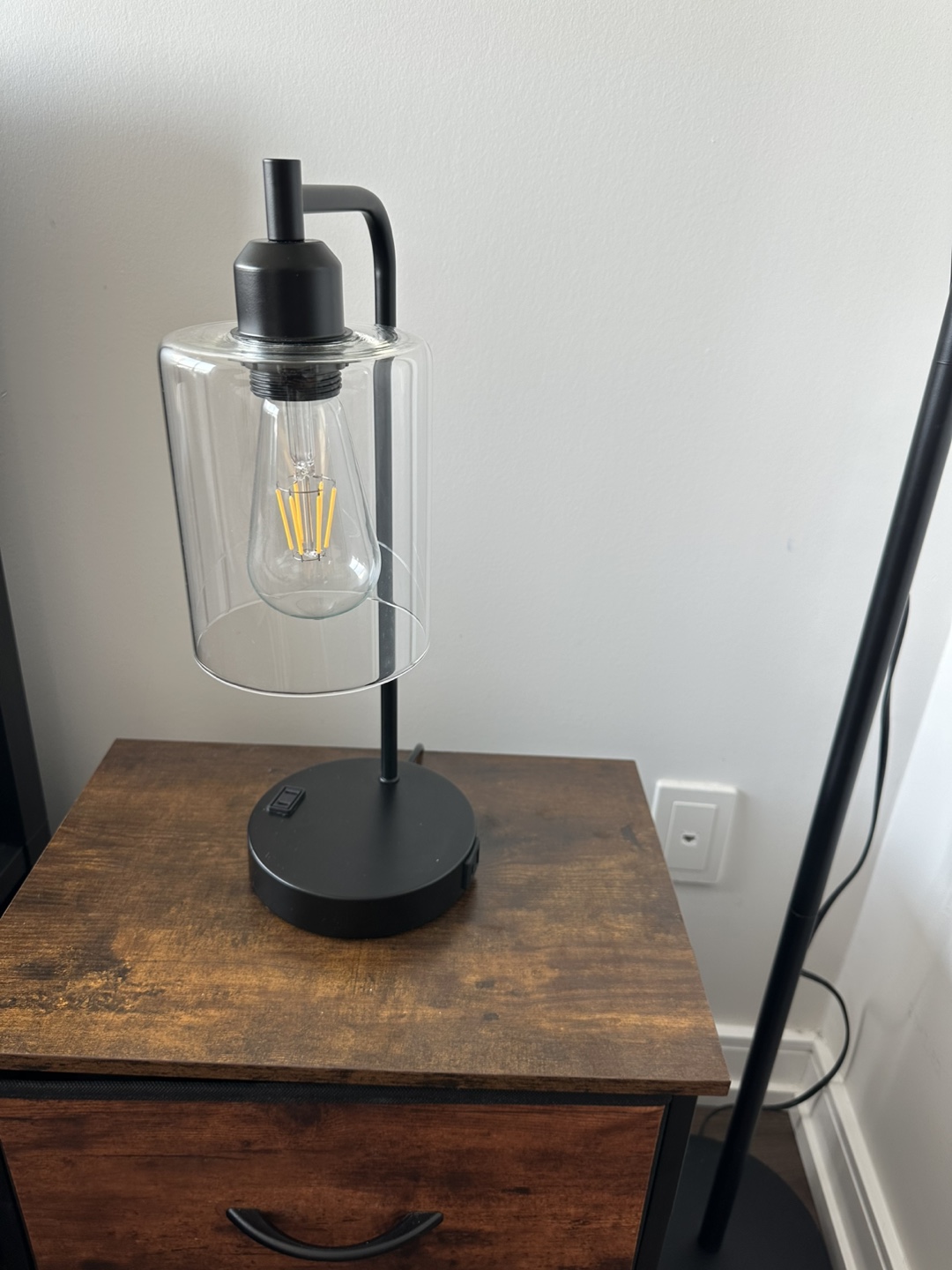 Black Bedside Table Lamp with USB Charging Port - photo 2