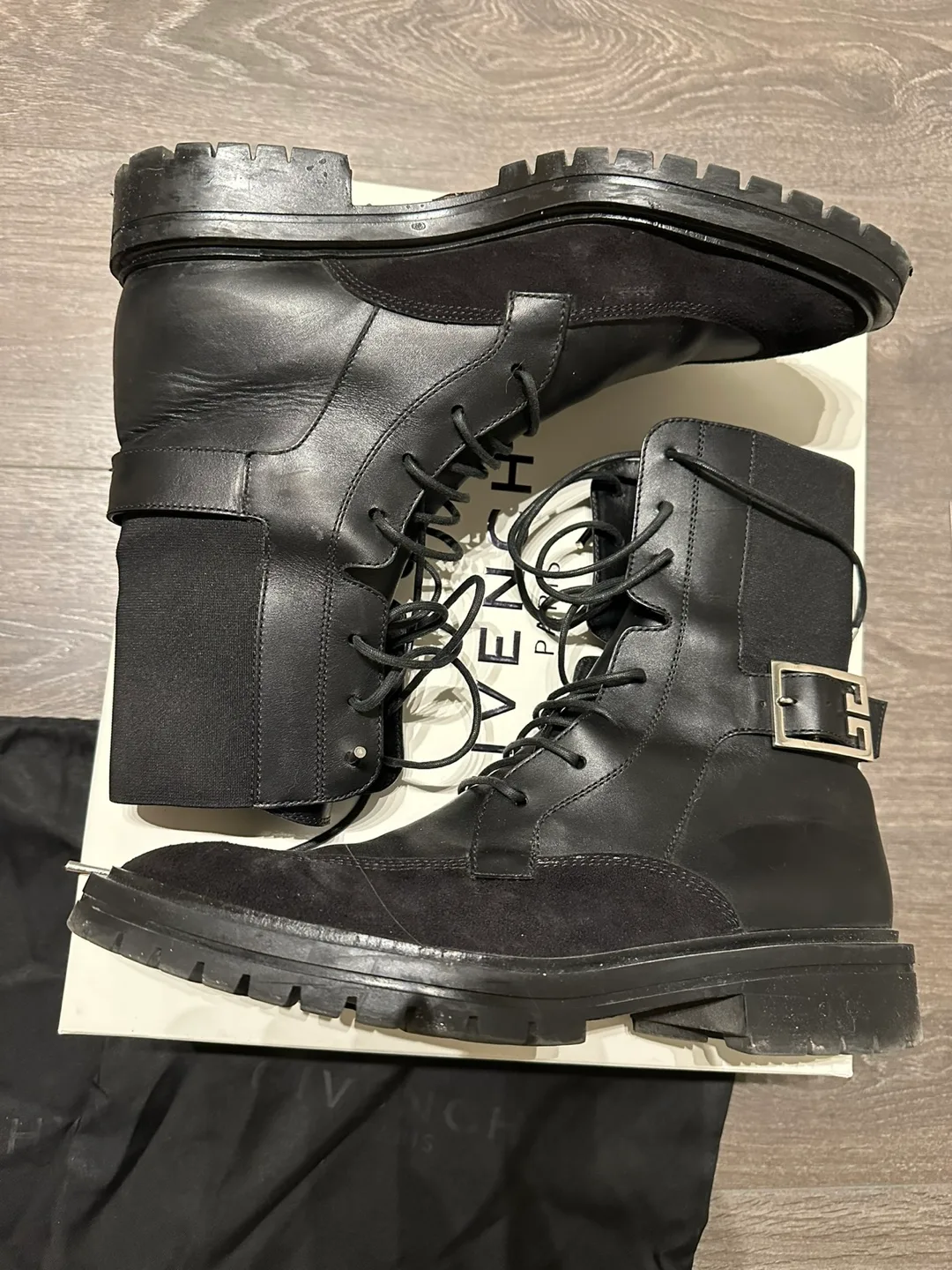 Givenchy Womens Aviator Leather/Suede Black 39.5 boots image indicator(2)