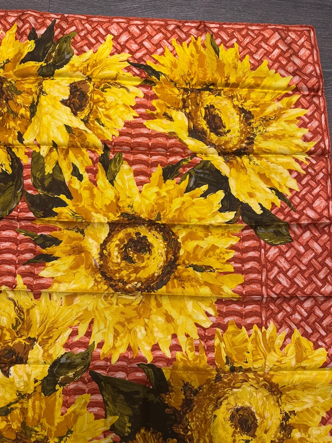 Authentic Gucci silk scarf made in Italy Sunflower image indicator(8)