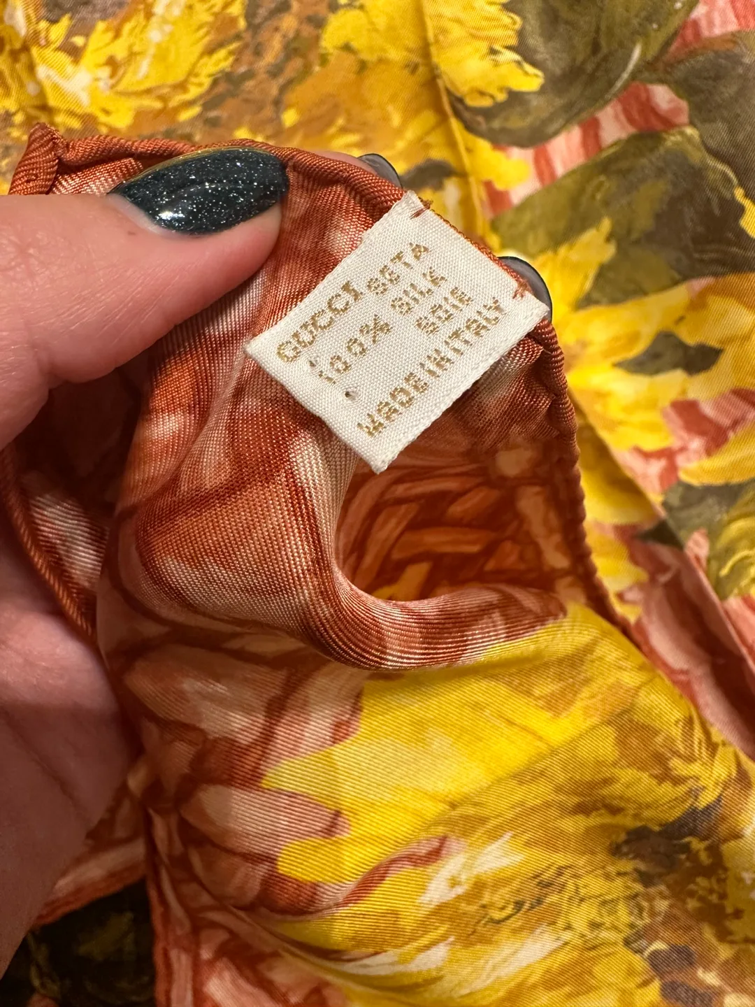 Authentic Gucci silk scarf made in Italy Sunflower image indicator(9)