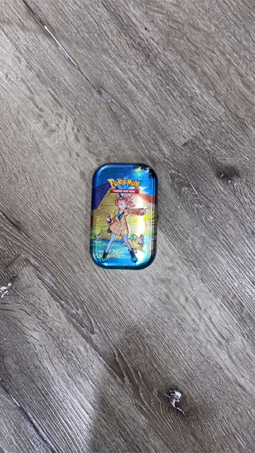 Pokemon Trading Card Game Mini Tin with cards