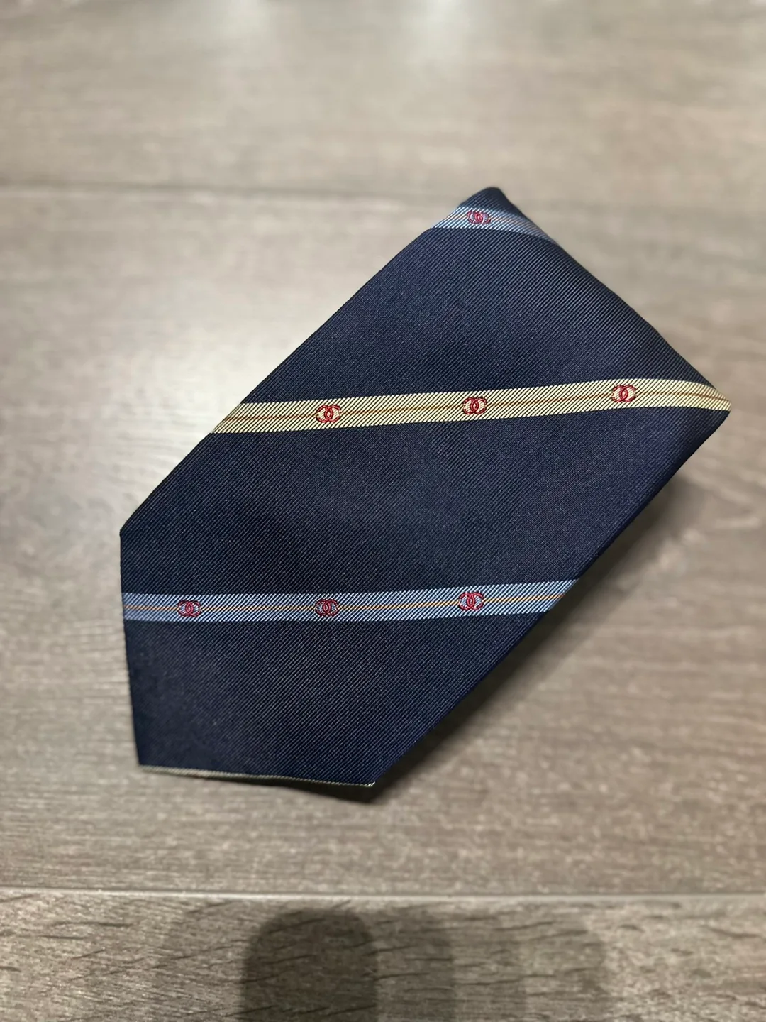 Authentic Chanel silk tie made in Italy image indicator(3)