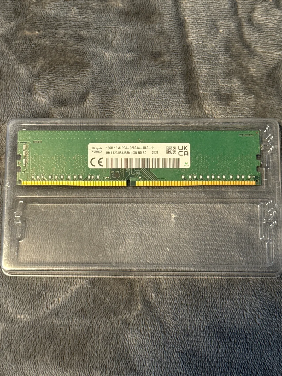 SK hynix 16GB 1Rx8 PC4-3200AA-UA3-11 RAM thumbnail