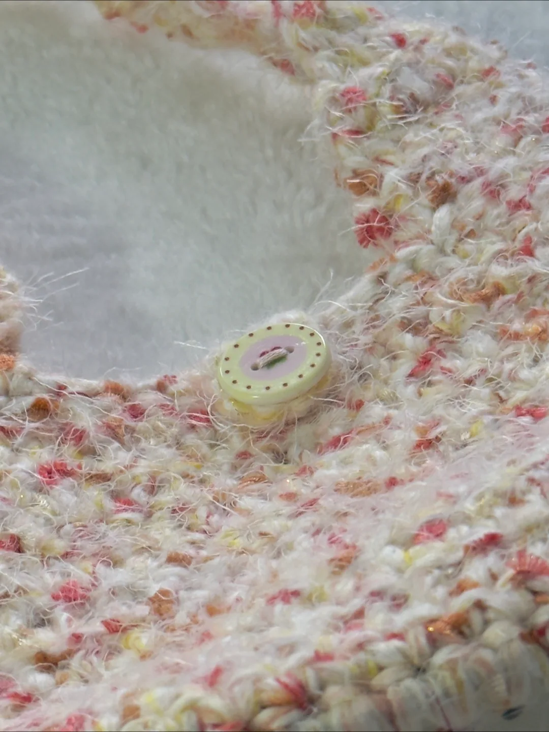 Handmade Crochet Shoulder Bag image indicator(3)