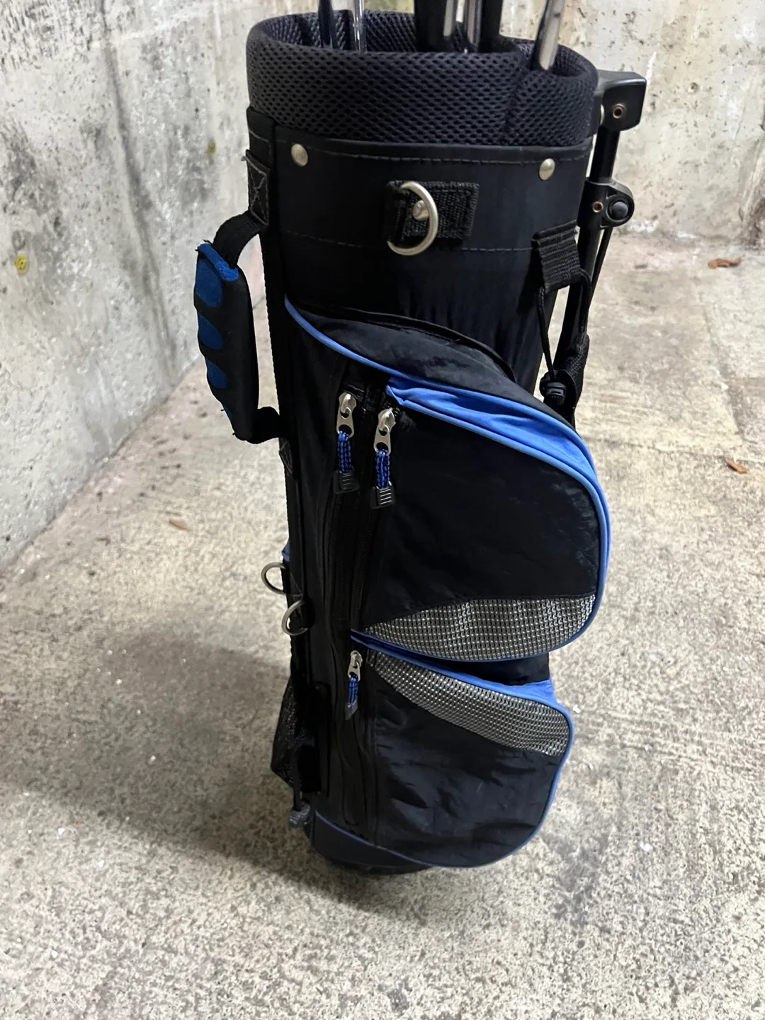 Golf Club Set with Bag image indicator(3)